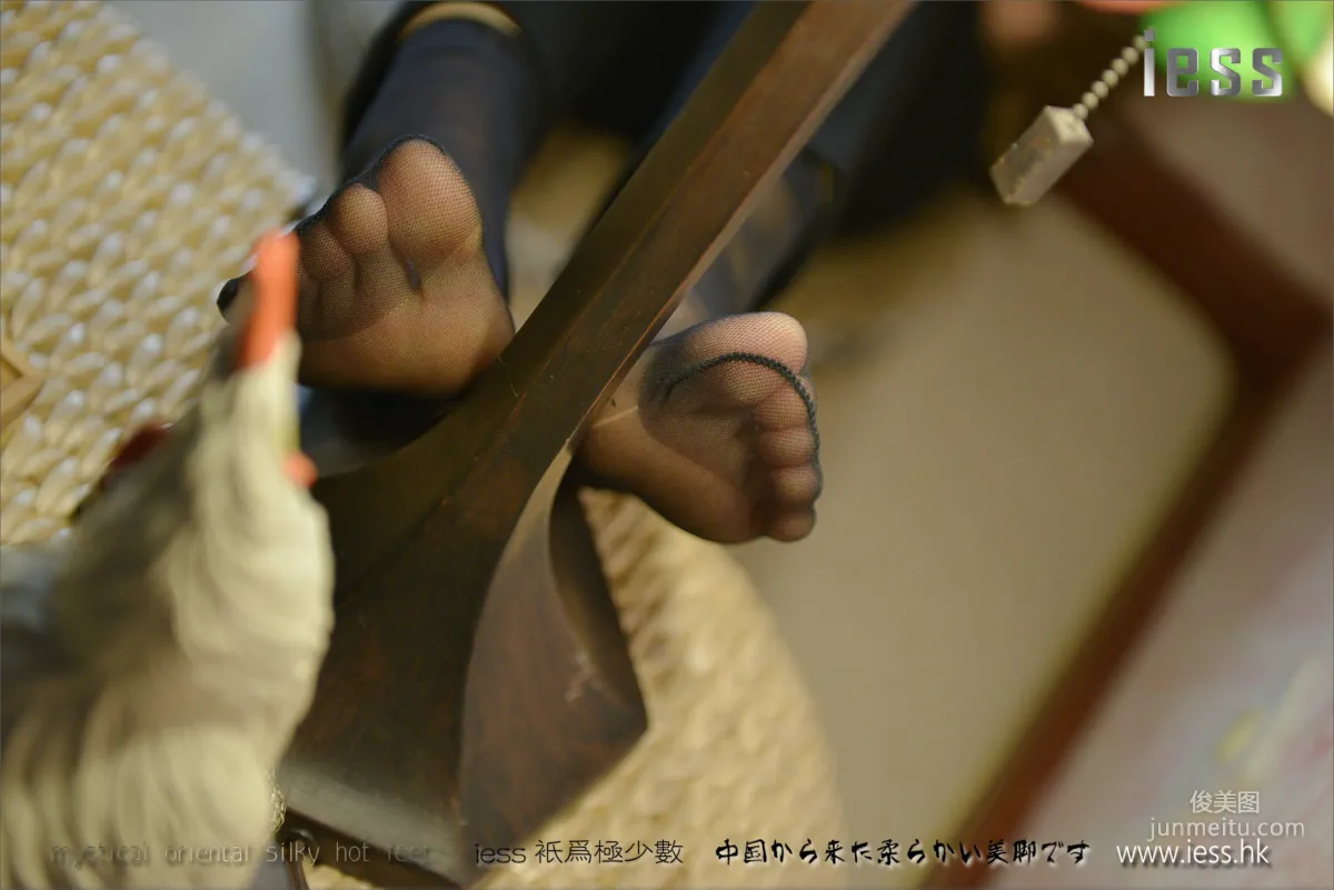 絲足便當063 小夕 《台燈下的短絲襪》[IESS異思趣向] 寫真集 6