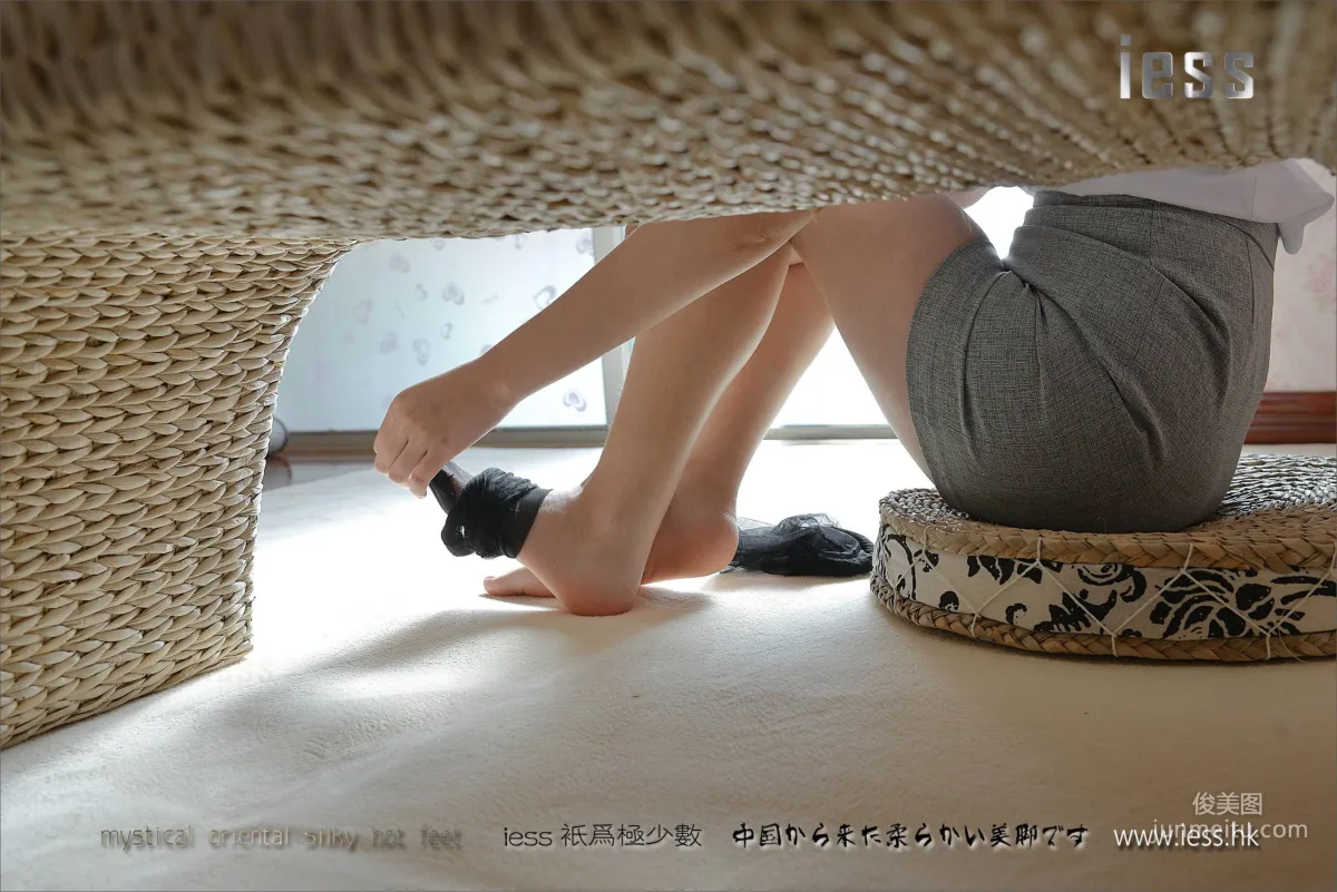 絲足便當111 小夕 《脫絲連續圖》[IESS異思趣向] 寫真集 27