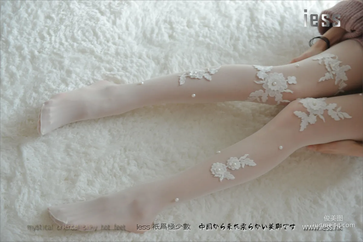 絲足便當083 佳佳 《雪蓮花》[IESS異思趣向] 寫真集 44