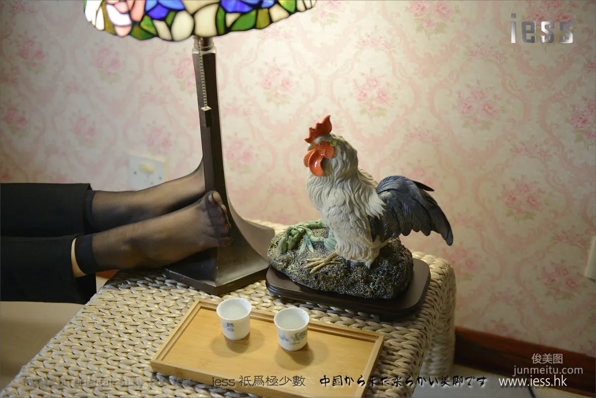 絲足便當063 小夕 《台燈下的短絲襪》[IESS異思趣向] 寫真集 8