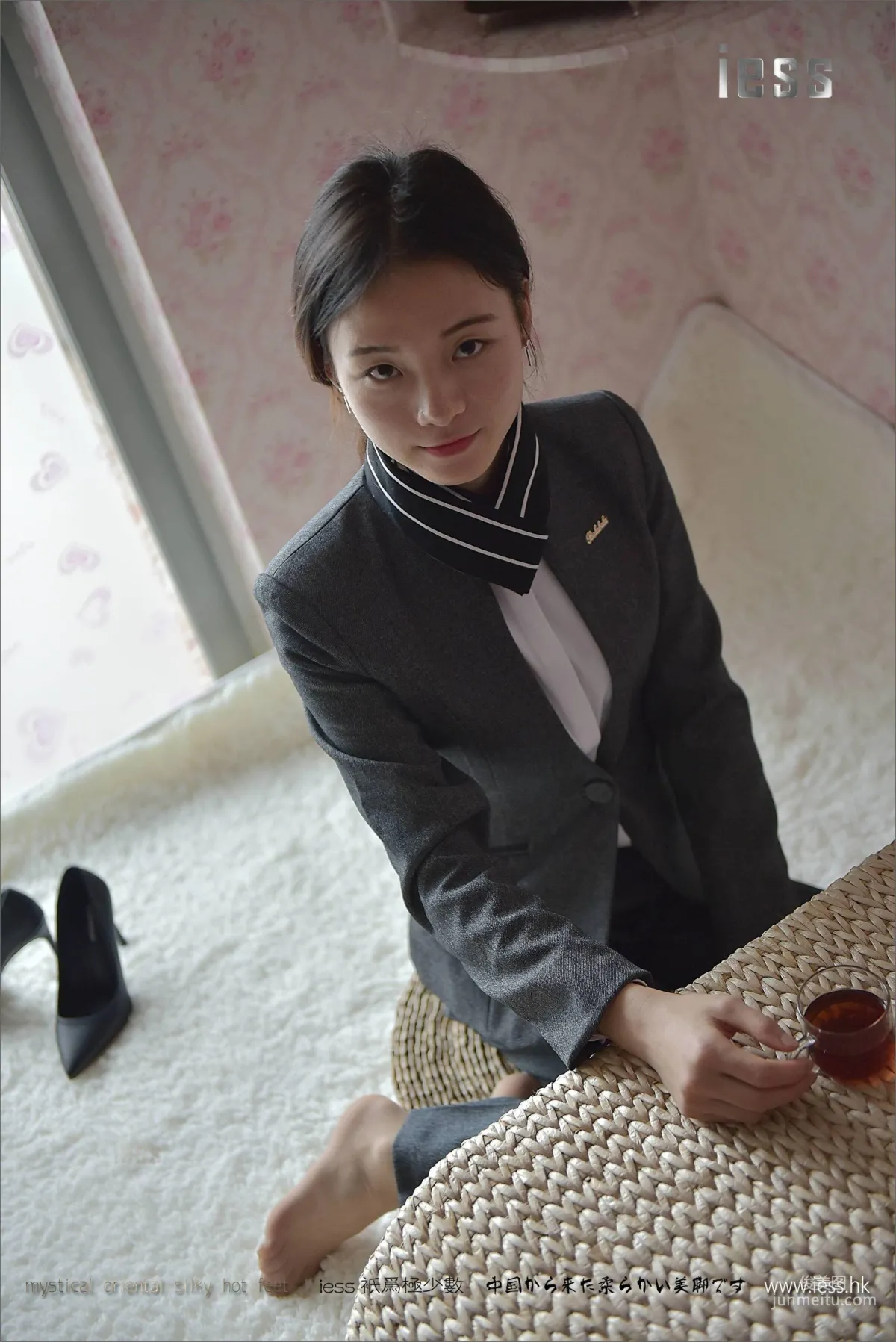 絲足便當114 小六 《小六的長褲短絲》[IESS異思趣向] 寫真集 34