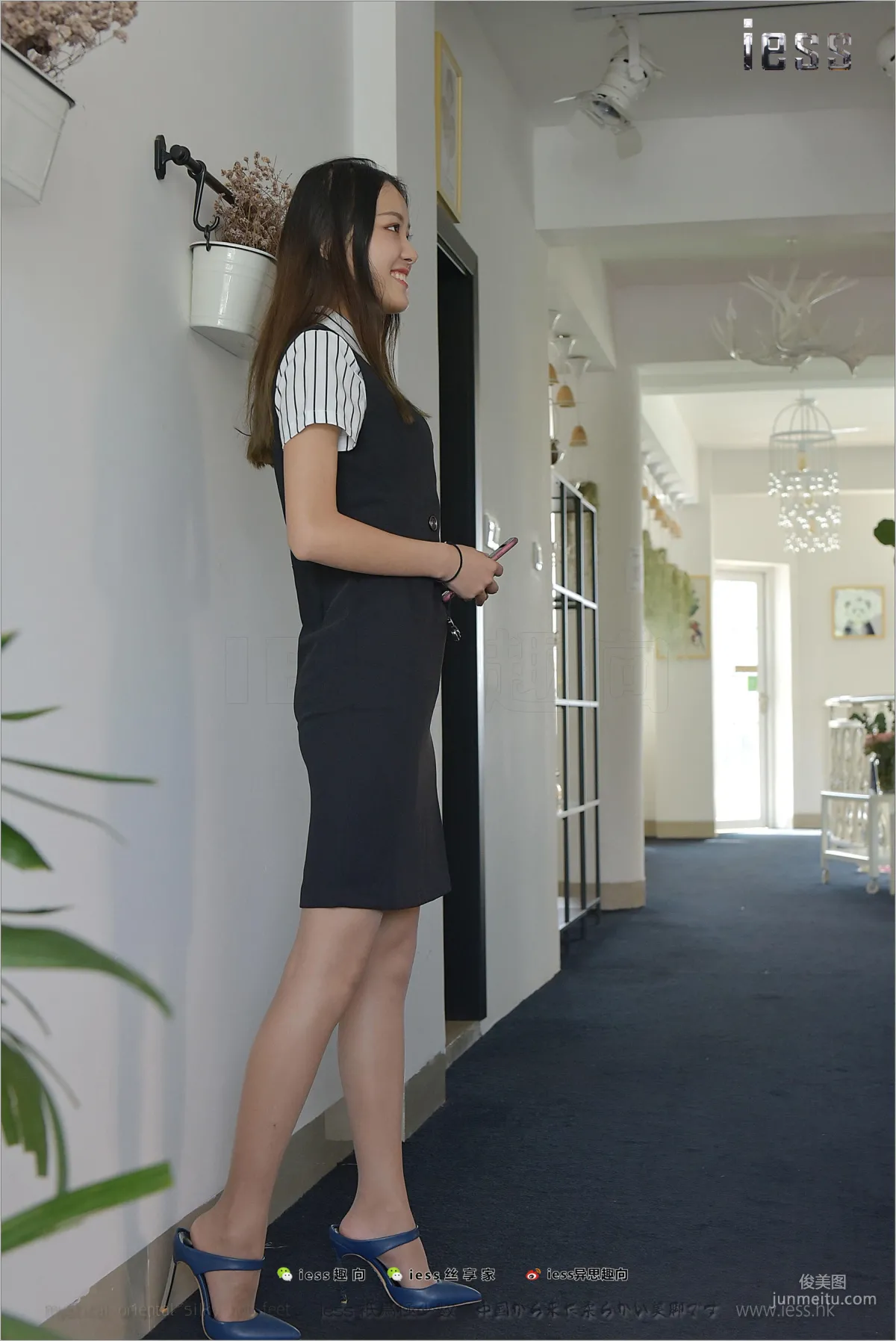丝足便当160 婉萍 《婉萍的咖啡丝I》[IESS异思趣向] 写真集84