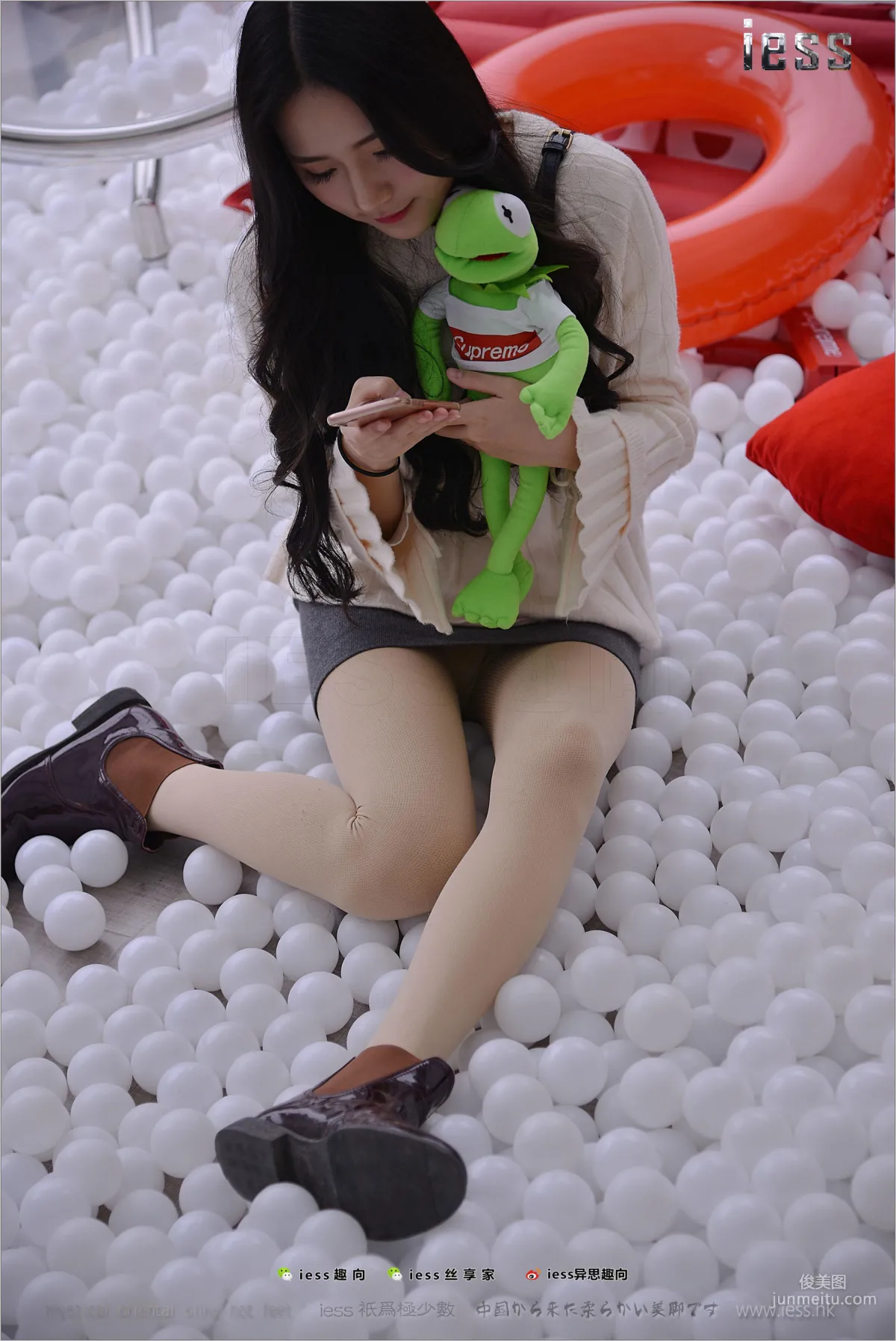 絲足便當176 幸子 《卧槽，褲襪》[IESS異思趣向] 寫真集 12