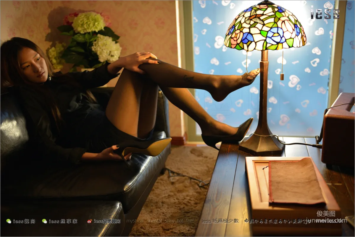 絲足便當168 潇潇 《黑絲女神黑絲秀》[IESS異思趣向] 寫真集 51