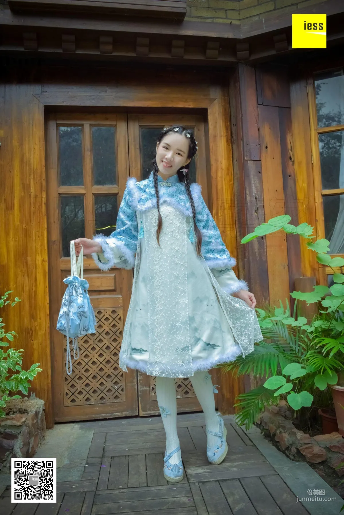 絲享家122 木木 《漢服繡花鞋白色襪》[IESS異思趣向] 寫真集 12
