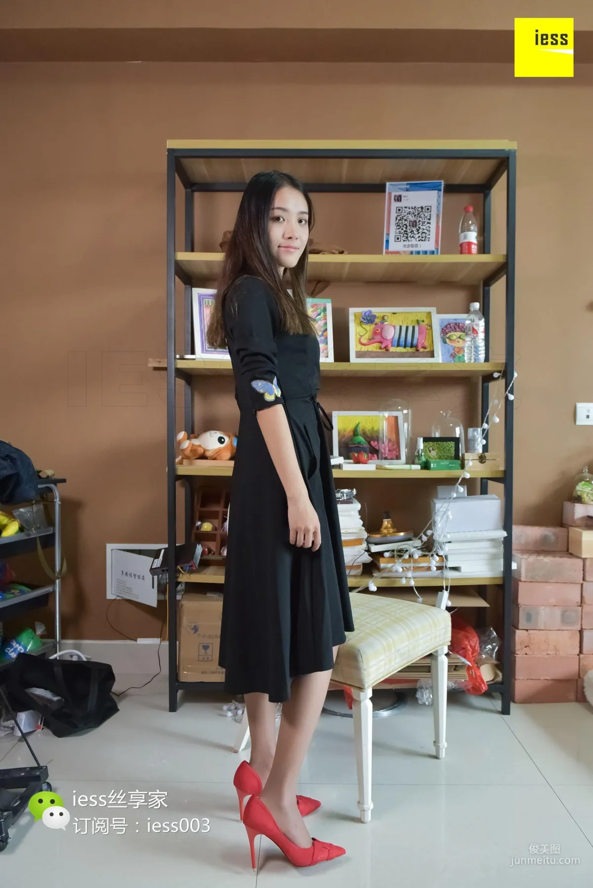 絲享家070 婉萍 《長裙飄飄棕絲》[IESS異思趣向] 寫真集 8