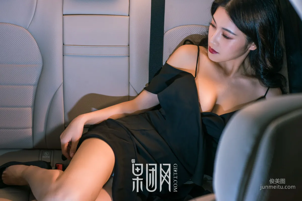 微微《美女vs豪車，你選擇哪個！》 [果團網Girlt] No.107 寫真集 30