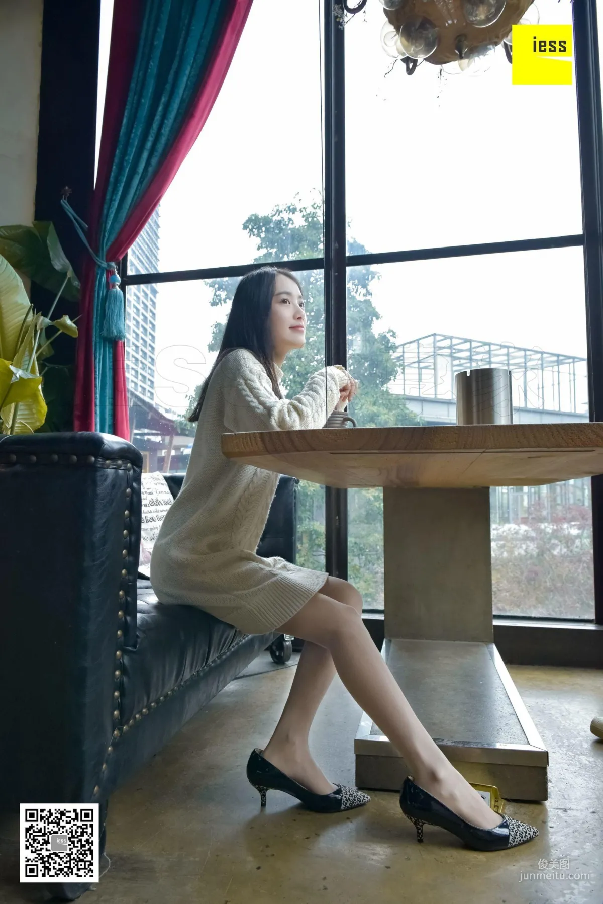丝享家134 婉萍 《你的白色毛衣》[IESS异思趣向] 写真集1
