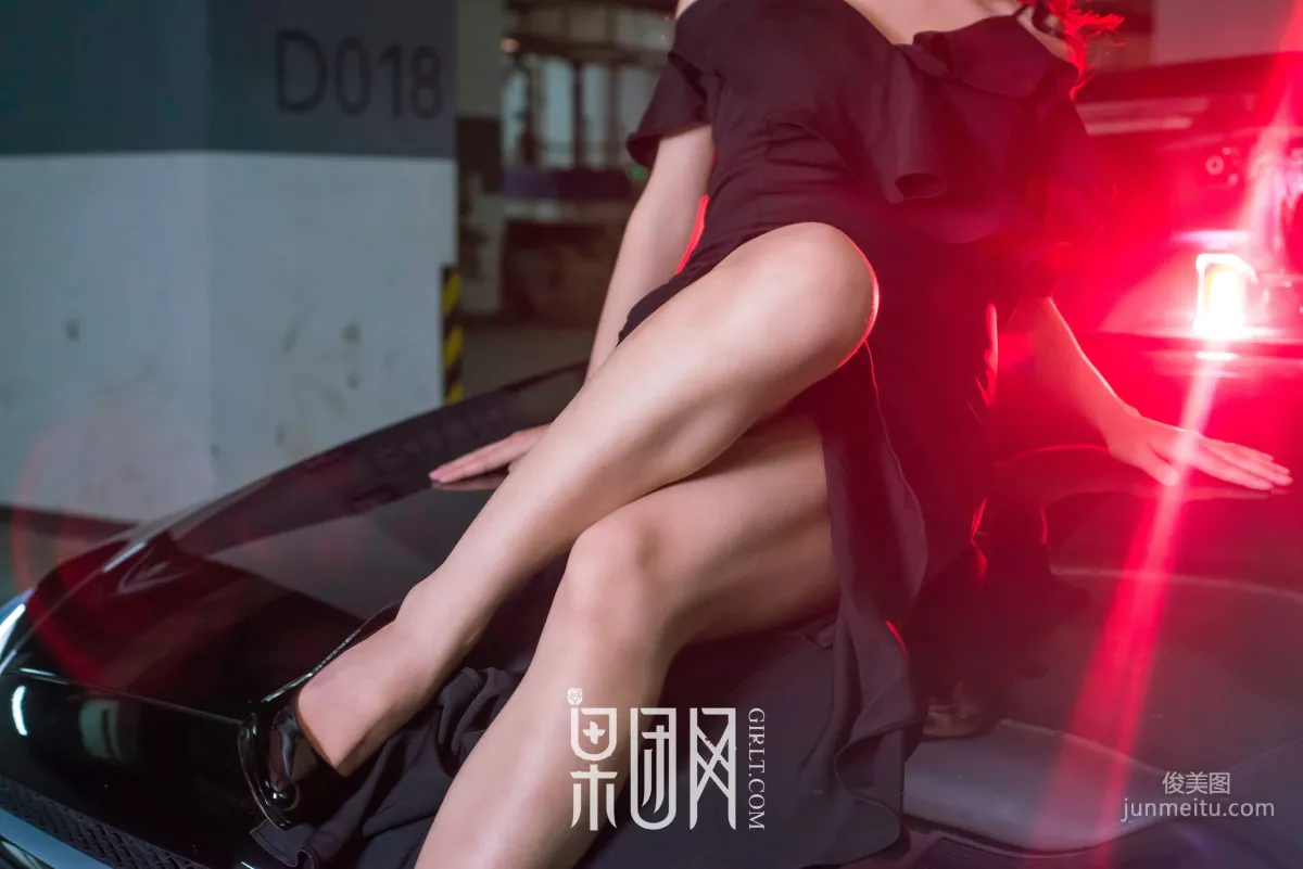 微微《美女vs豪車，你選擇哪個！》 [果團網Girlt] No.107 寫真集 21