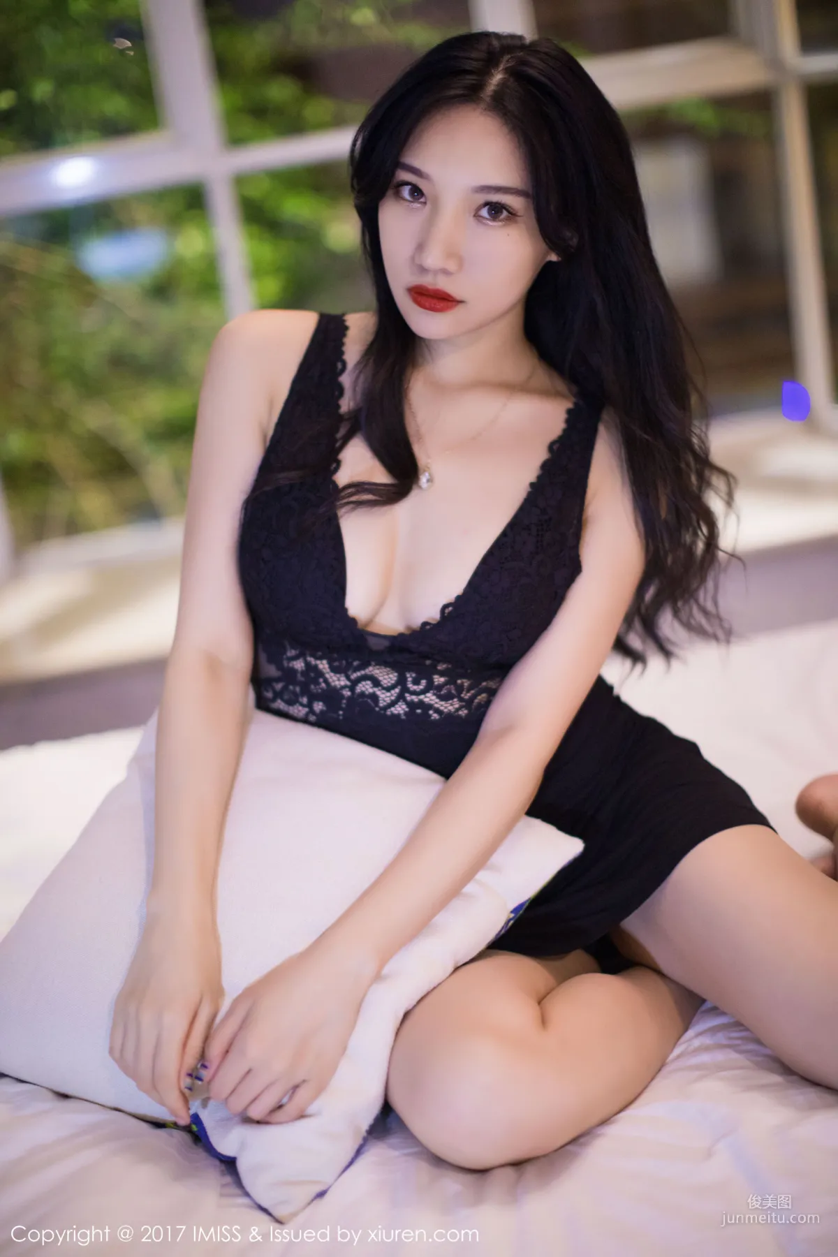 小狐狸Sica《黑色私房性感美腿》 [愛蜜社IMiss] VOL.194 寫真集 39