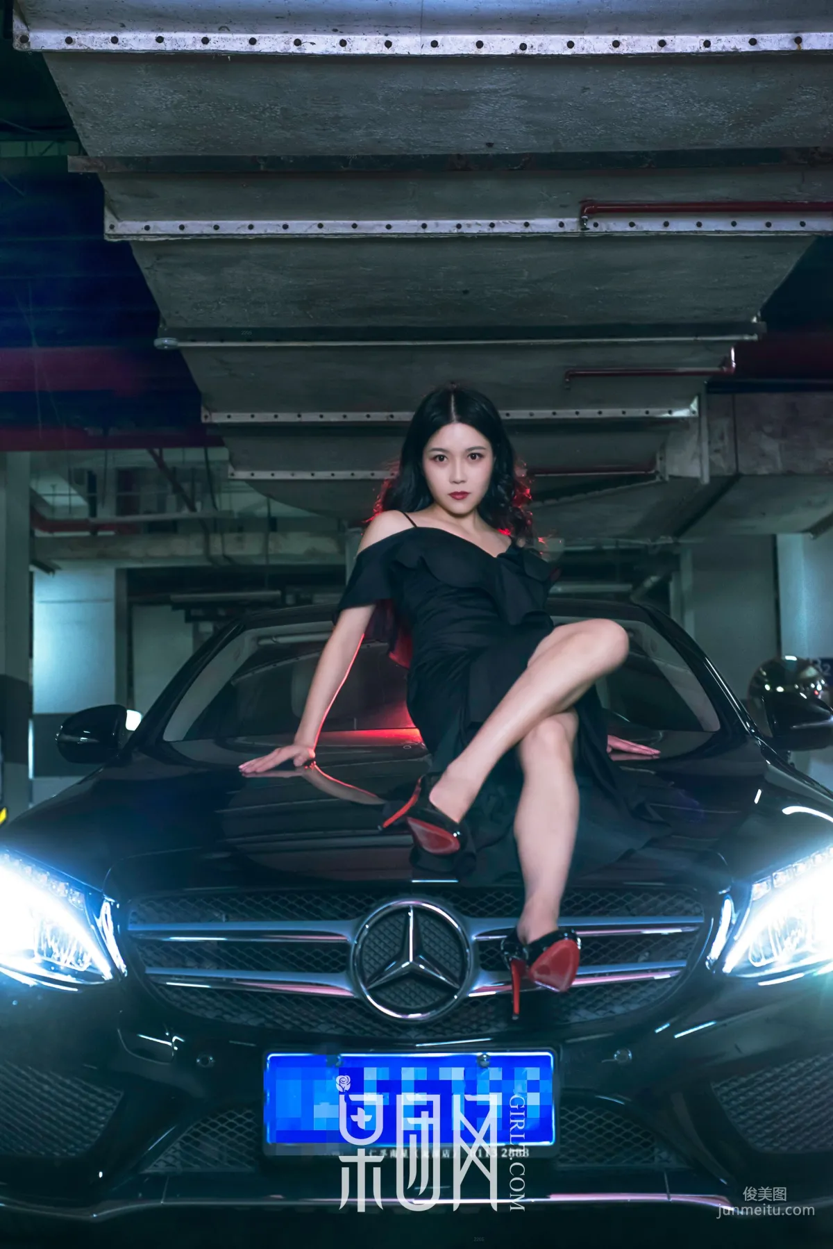 微微《美女vs豪車，你選擇哪個！》 [果團網Girlt] No.107 寫真集 2