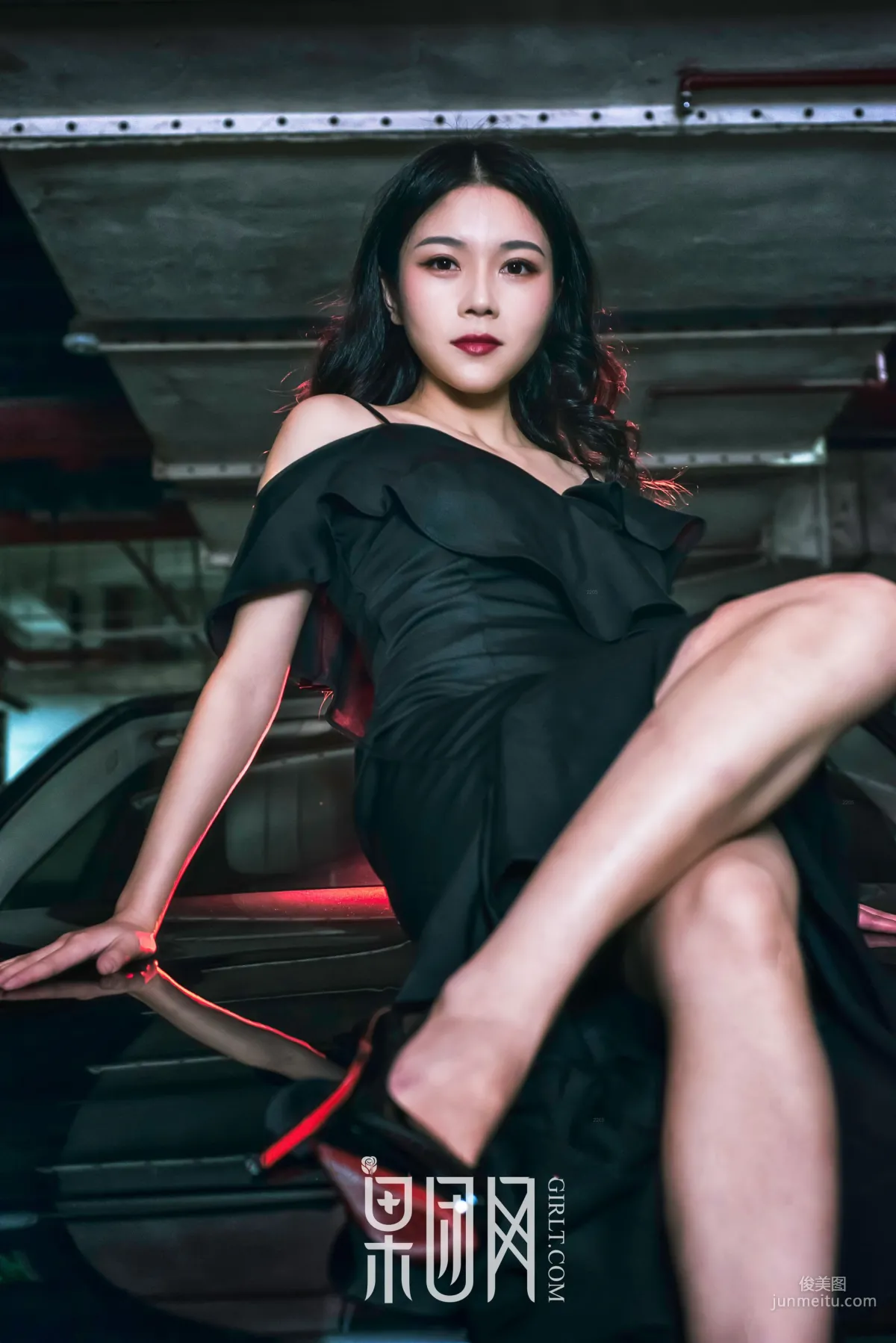 微微《美女vs豪車，你選擇哪個！》 [果團網Girlt] No.107 寫真集 3