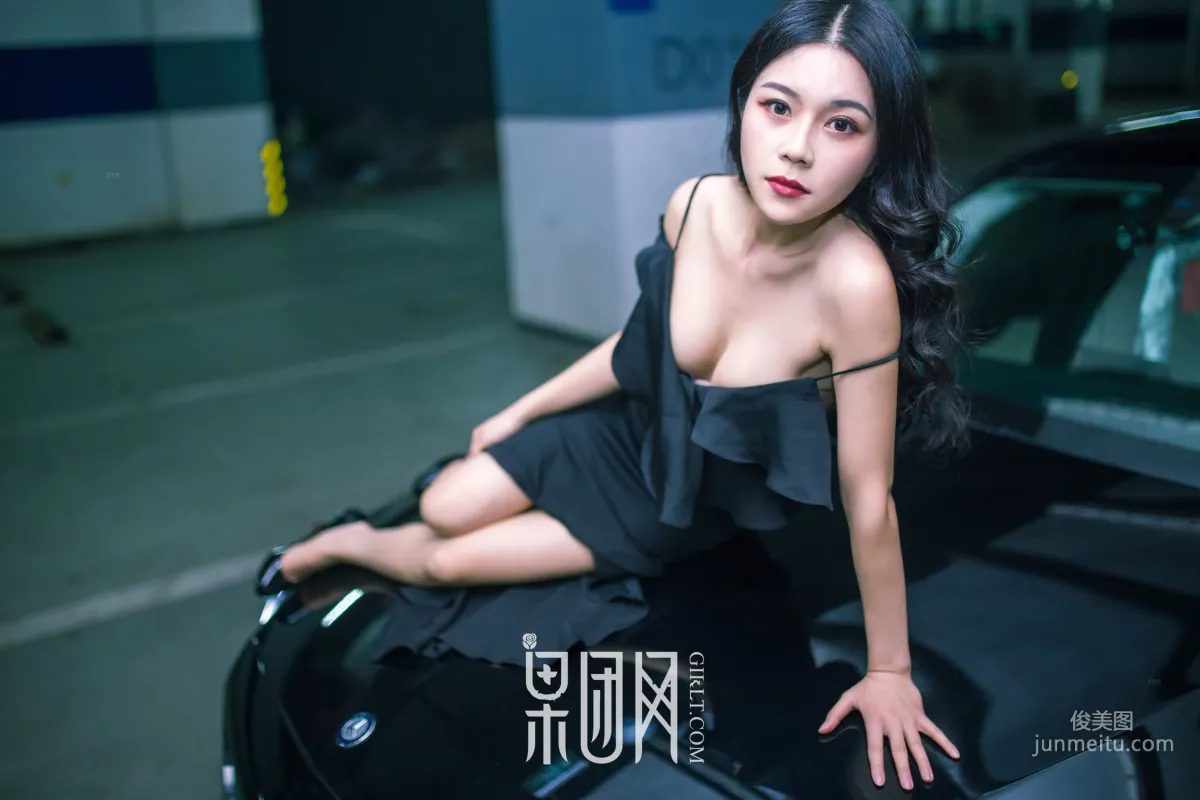 微微《美女vs豪車，你選擇哪個！》 [果團網Girlt] No.107 寫真集 17