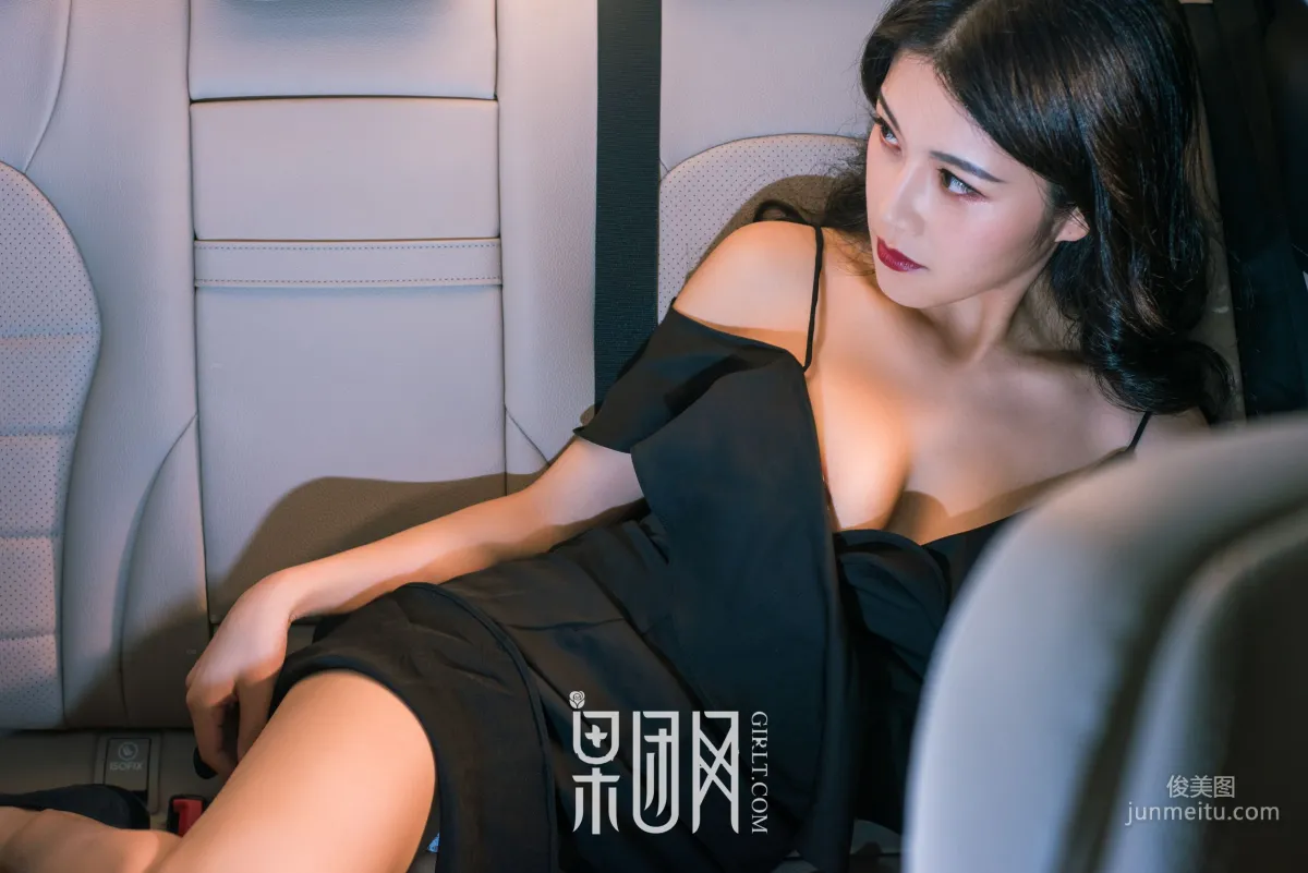 微微《美女vs豪車，你選擇哪個！》 [果團網Girlt] No.107 寫真集 27