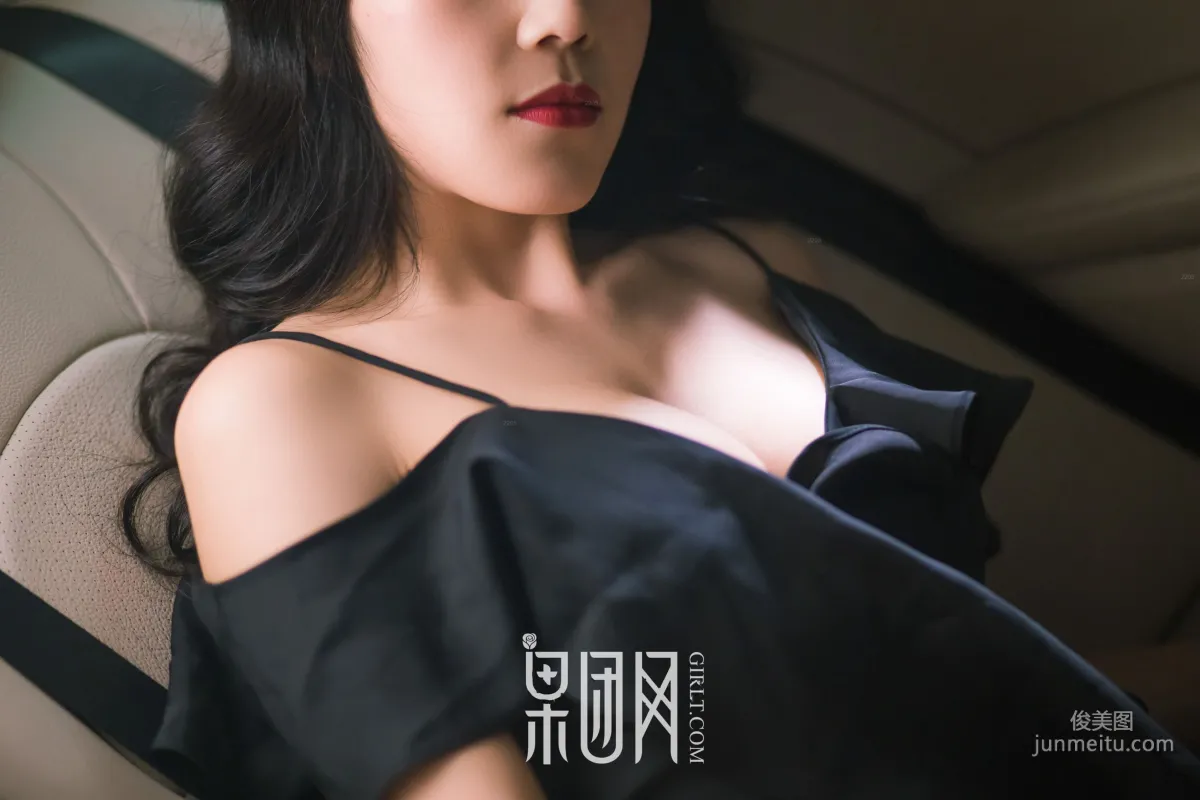 微微《美女vs豪車，你選擇哪個！》 [果團網Girlt] No.107 寫真集 47
