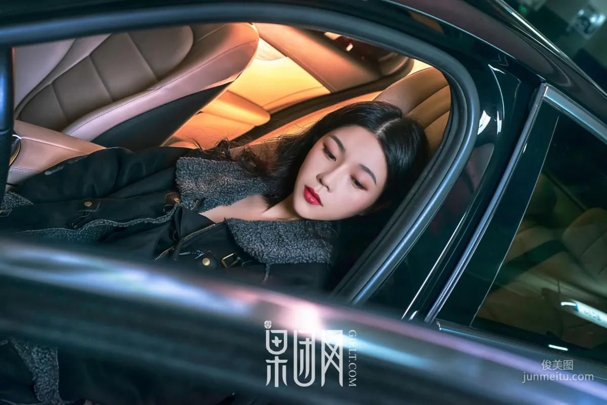 微微《美女vs豪車，你選擇哪個！》 [果團網Girlt] No.107 寫真集 1