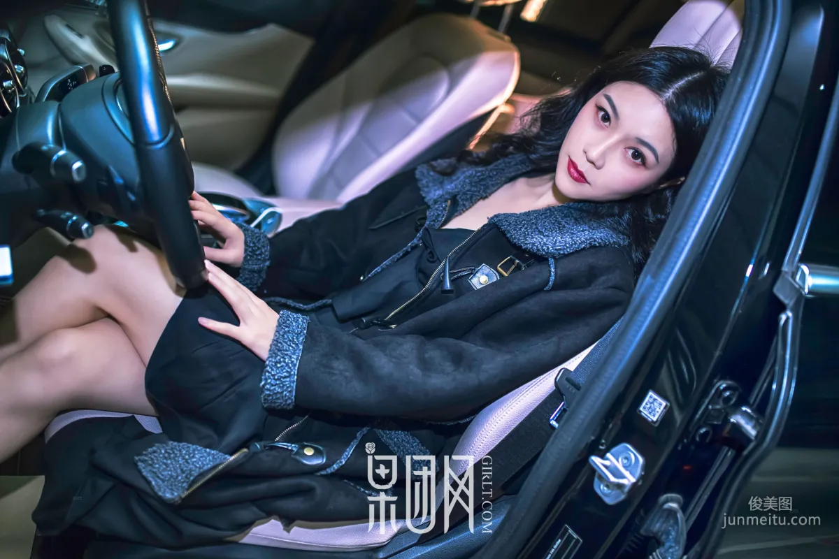 微微《美女vs豪車，你選擇哪個！》 [果團網Girlt] No.107 寫真集 23