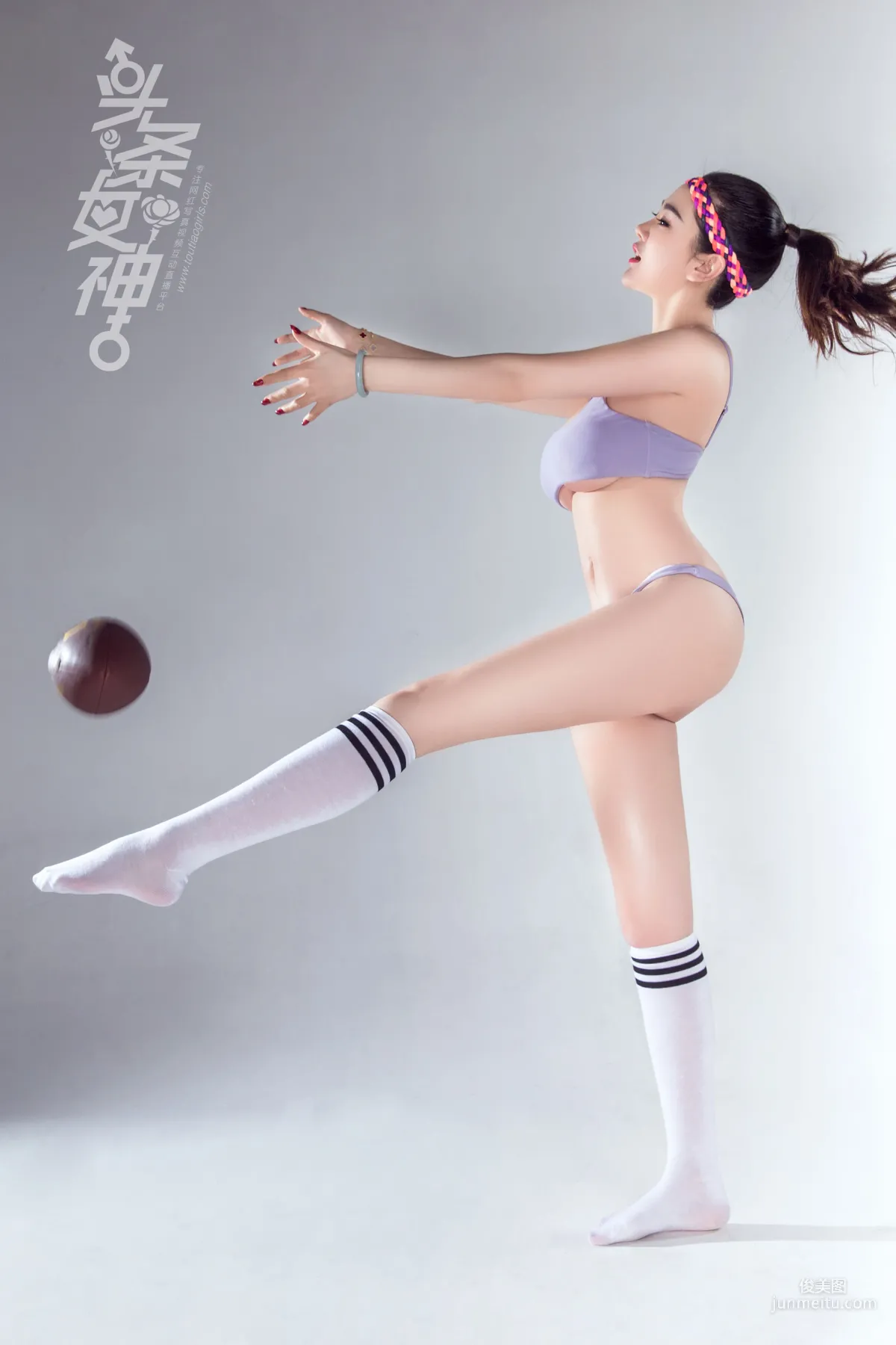 易阳《超级碗杯③》 [头条女神TouTiao] 写真集16