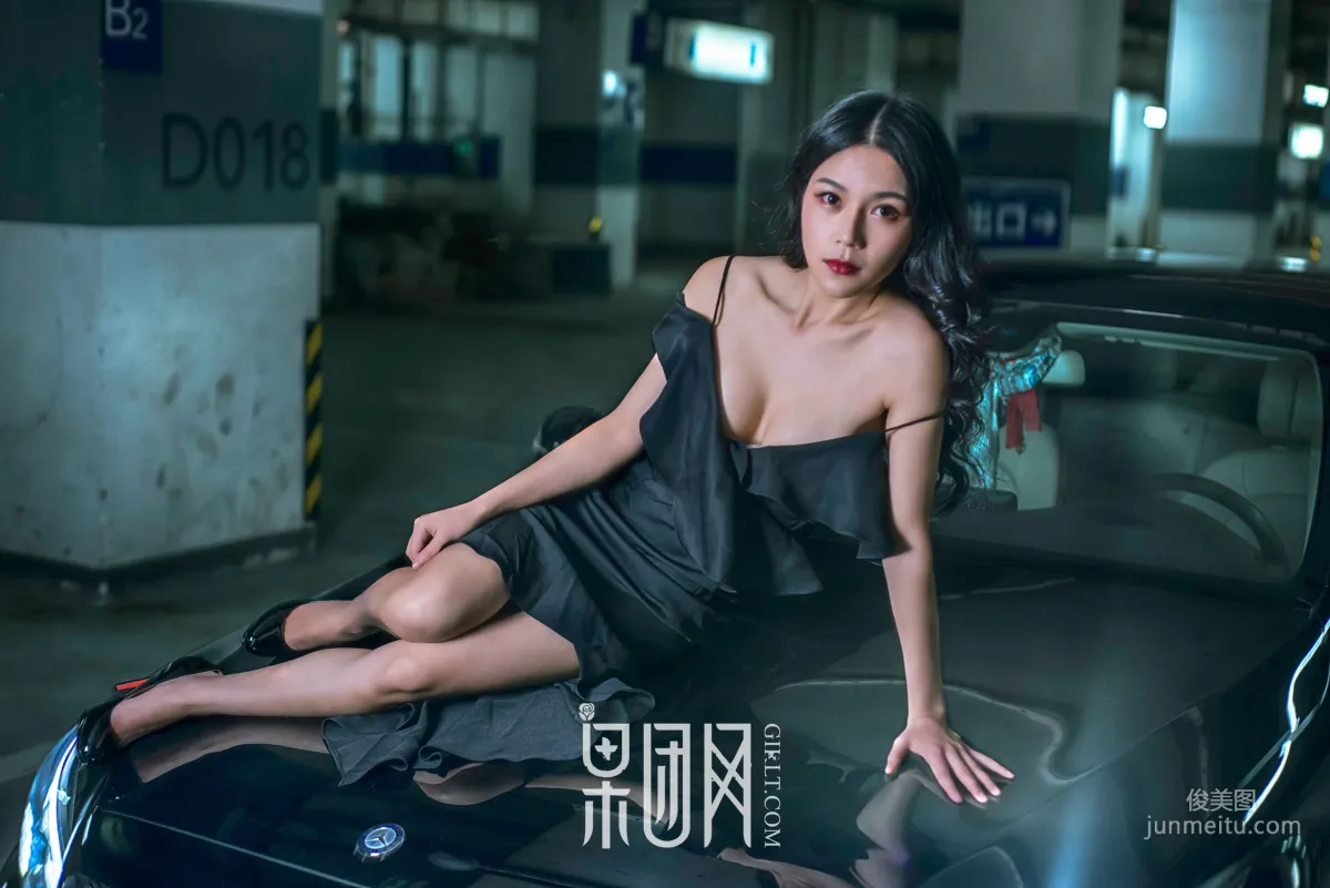 微微《美女vs豪車，你選擇哪個！》 [果團網Girlt] No.107 寫真集 10