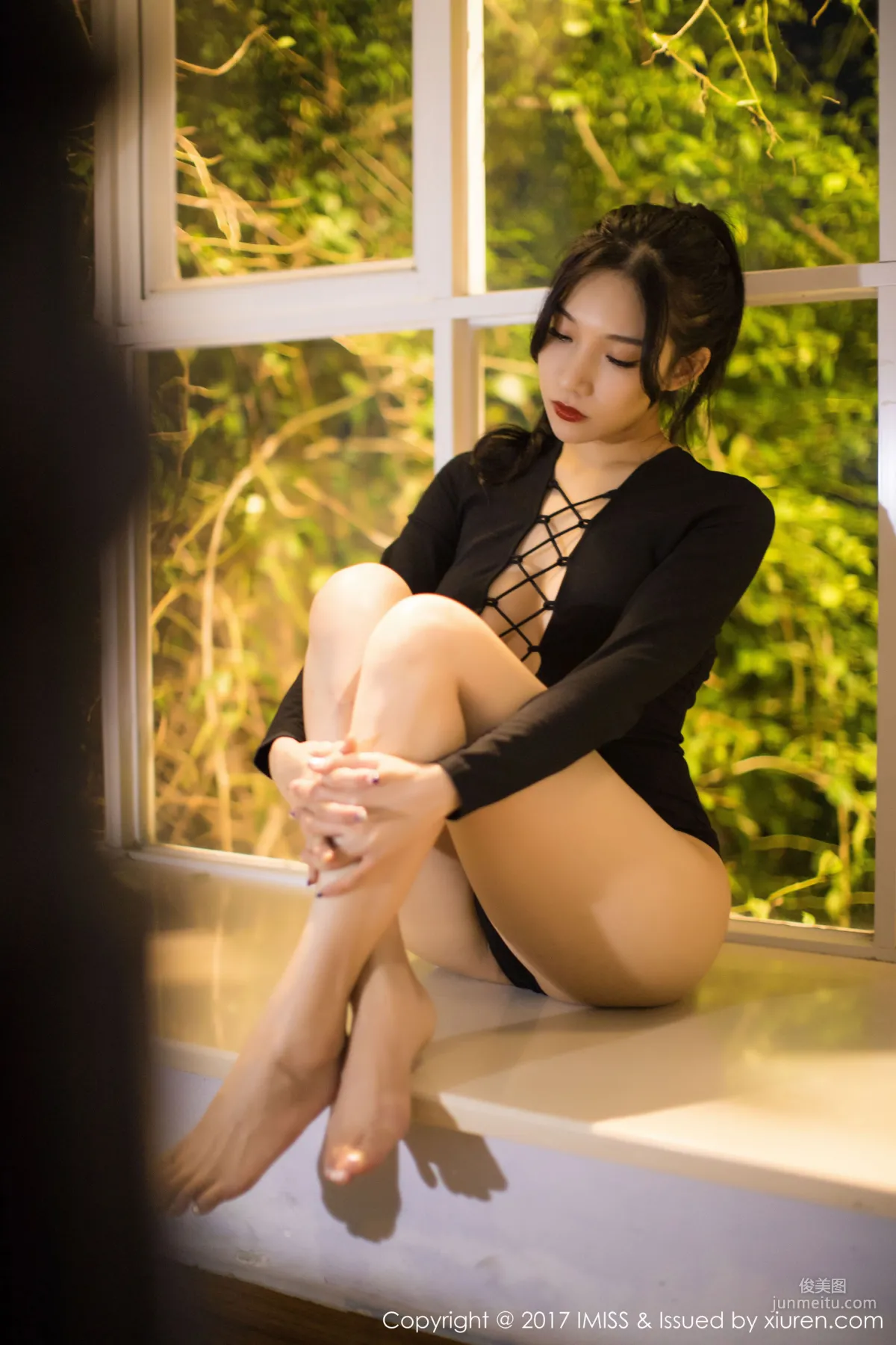 小狐狸Sica《黑色私房性感美腿》 [愛蜜社IMiss] VOL.194 寫真集 30