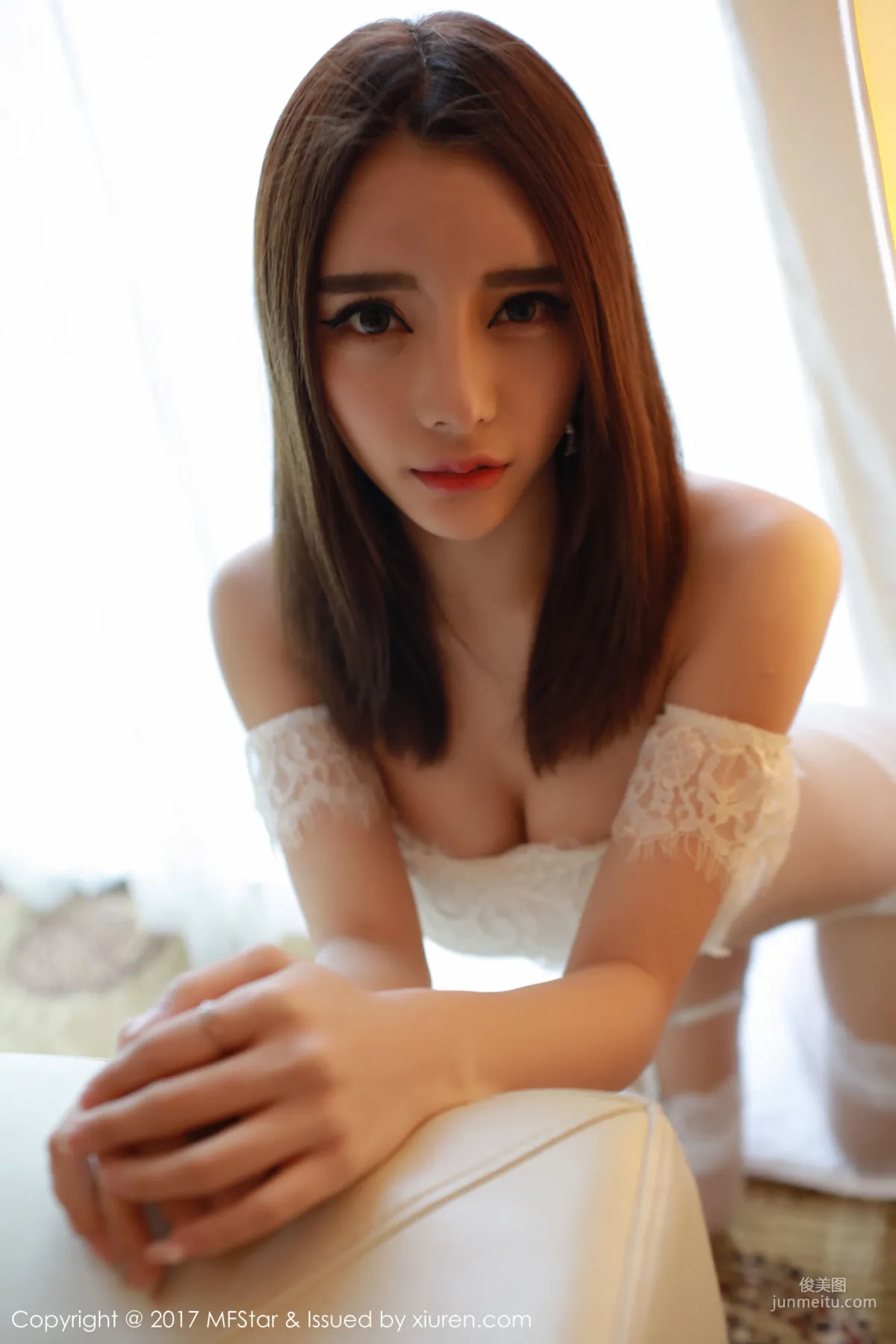 璐璐《白色蕾絲内衣》 [模範學院MFStar] VOL.113寫真集 31