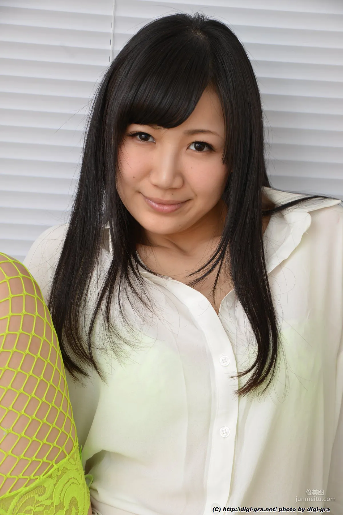 星川麻紀 Set3 白襯衫+綠色絲襪系列 [Digi-Graデジグラ] 寫真集 36