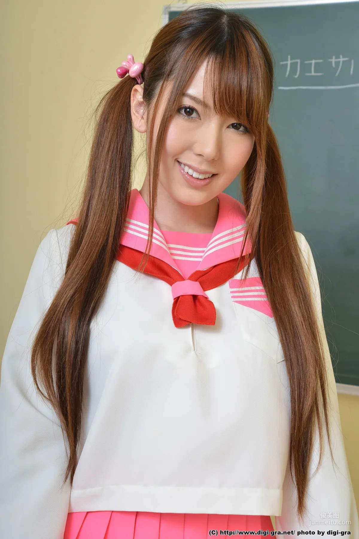 Yui Hatano 波多野結衣 紅色絲襪學生制服 Set02 [Digi-Graデジグラ] 寫真集 57