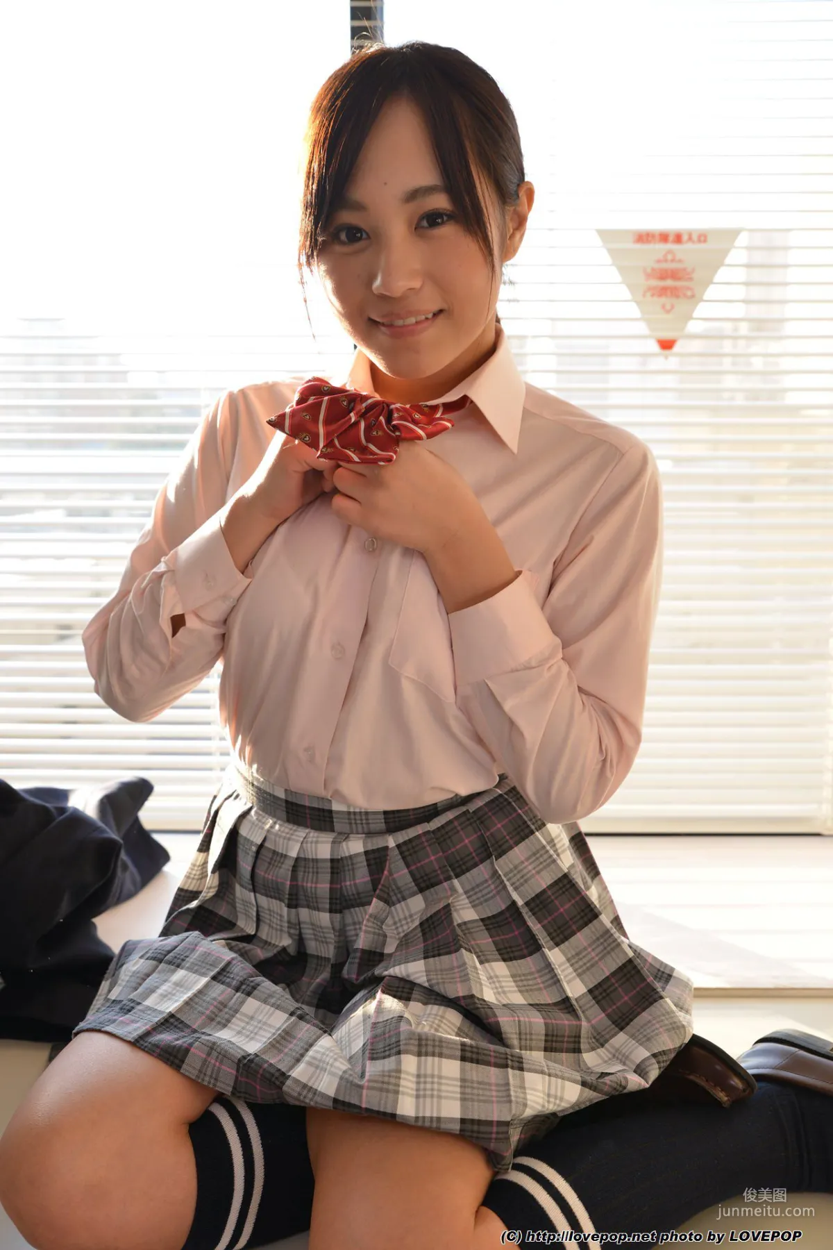 Emi Asano 淺野えみ 學生制服 Set4 [LovePop] 寫真集 40