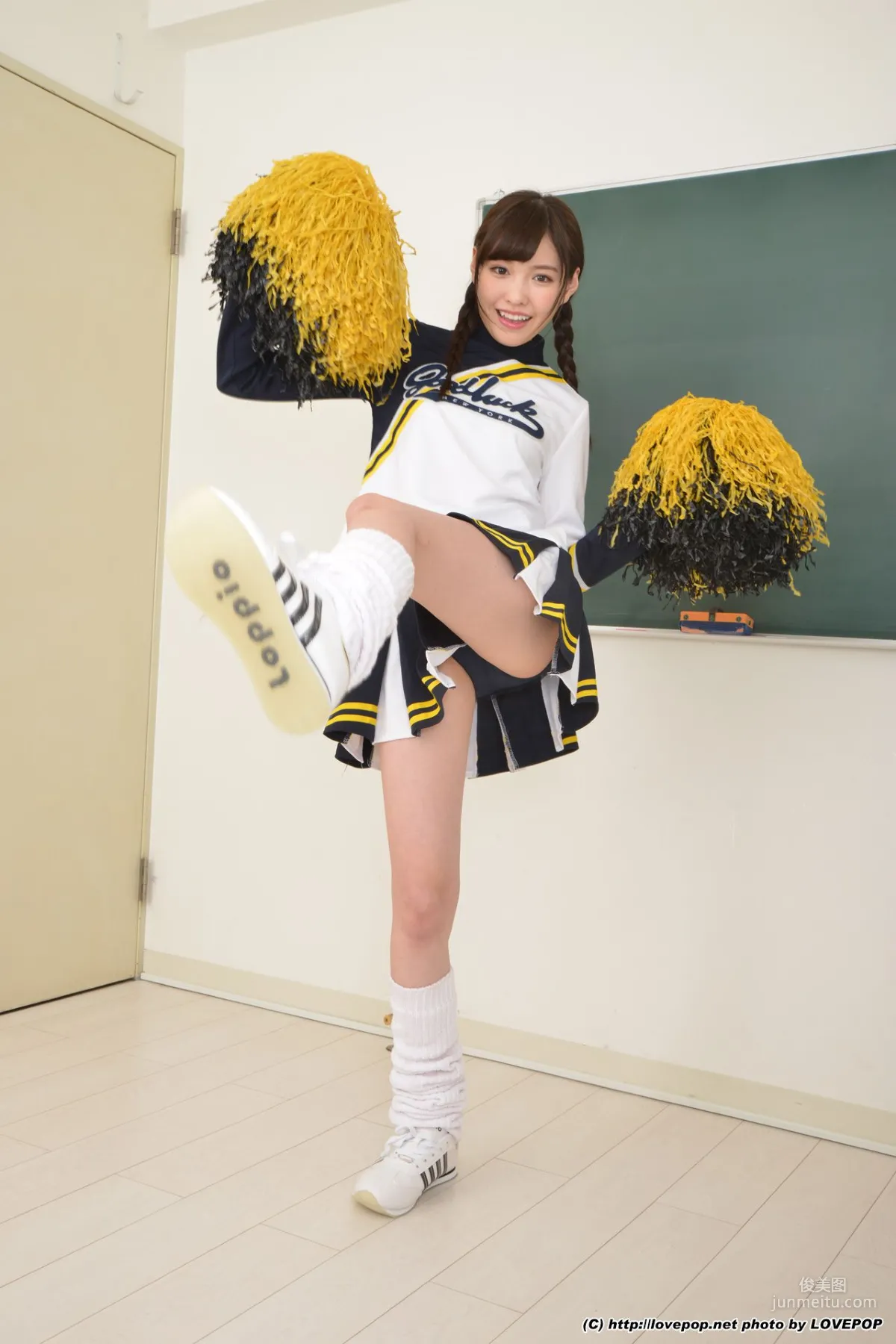 橋本ありな Arina Hashimoto 制服美少女Set06 [LovePop] 寫真集 16