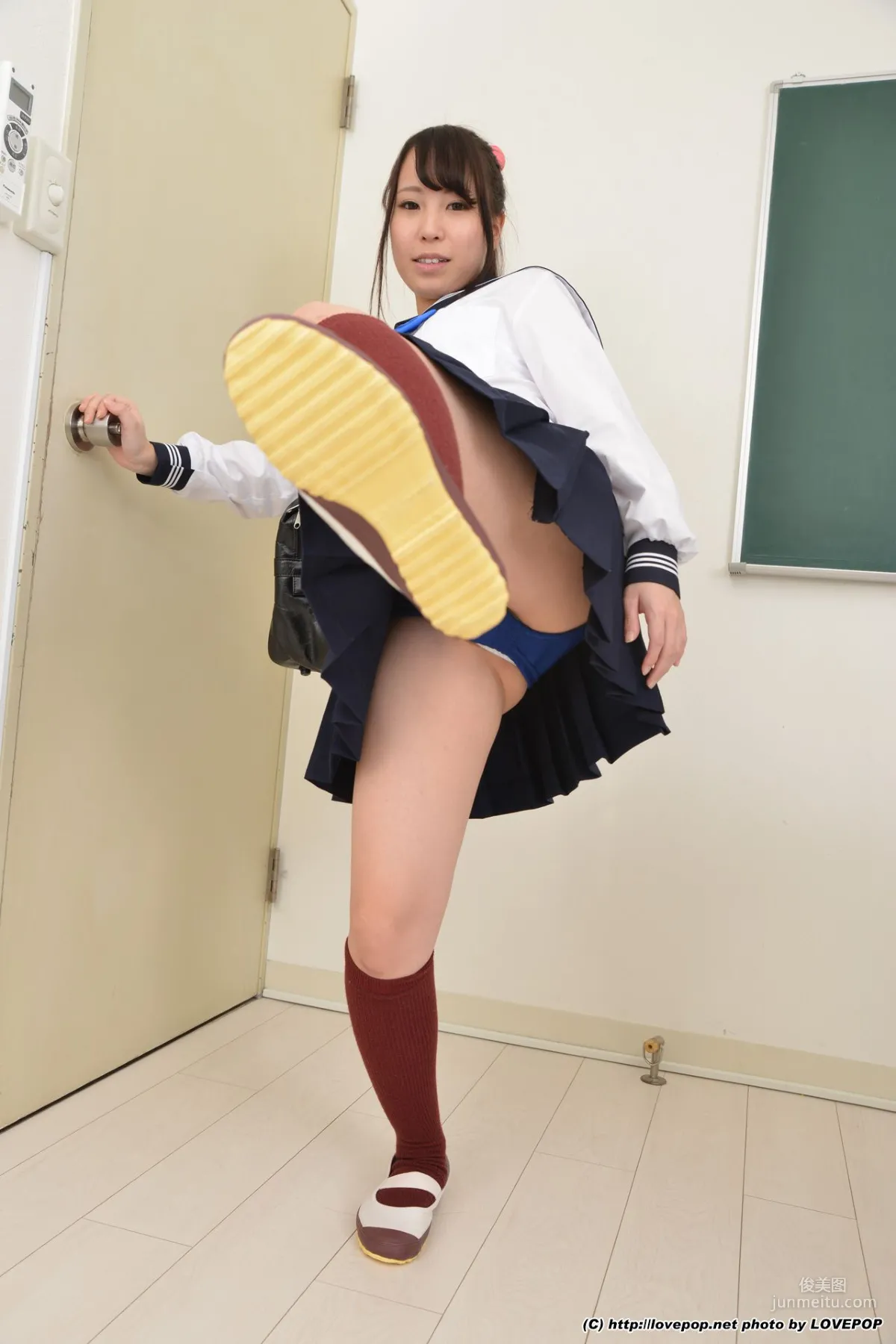 Kaoru Majima 真島かおる 學生制服 Set3 [LovePop] 寫真集 10