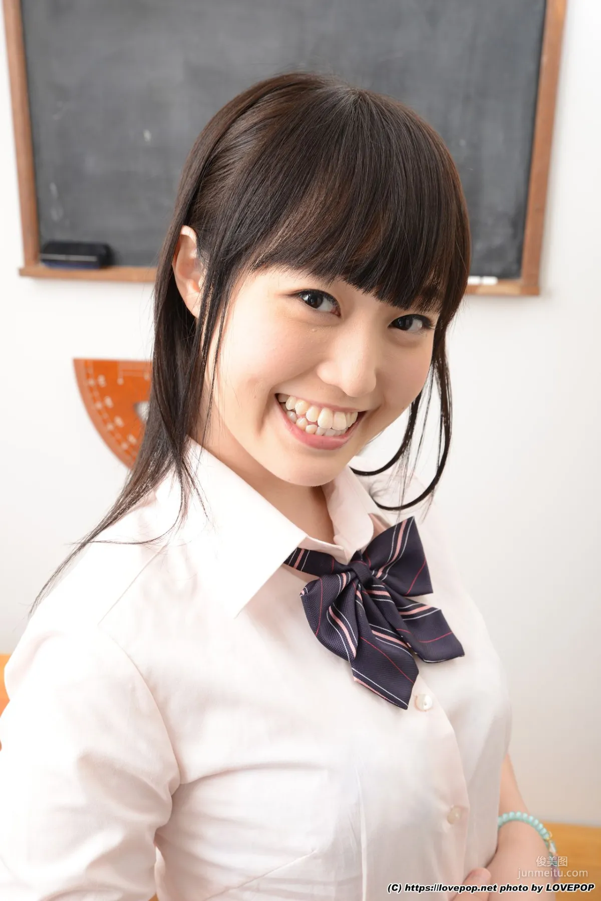 Suzu Sakura 鈴ノ木桜 美少女学生 Set09 [LovePop] 写真集6