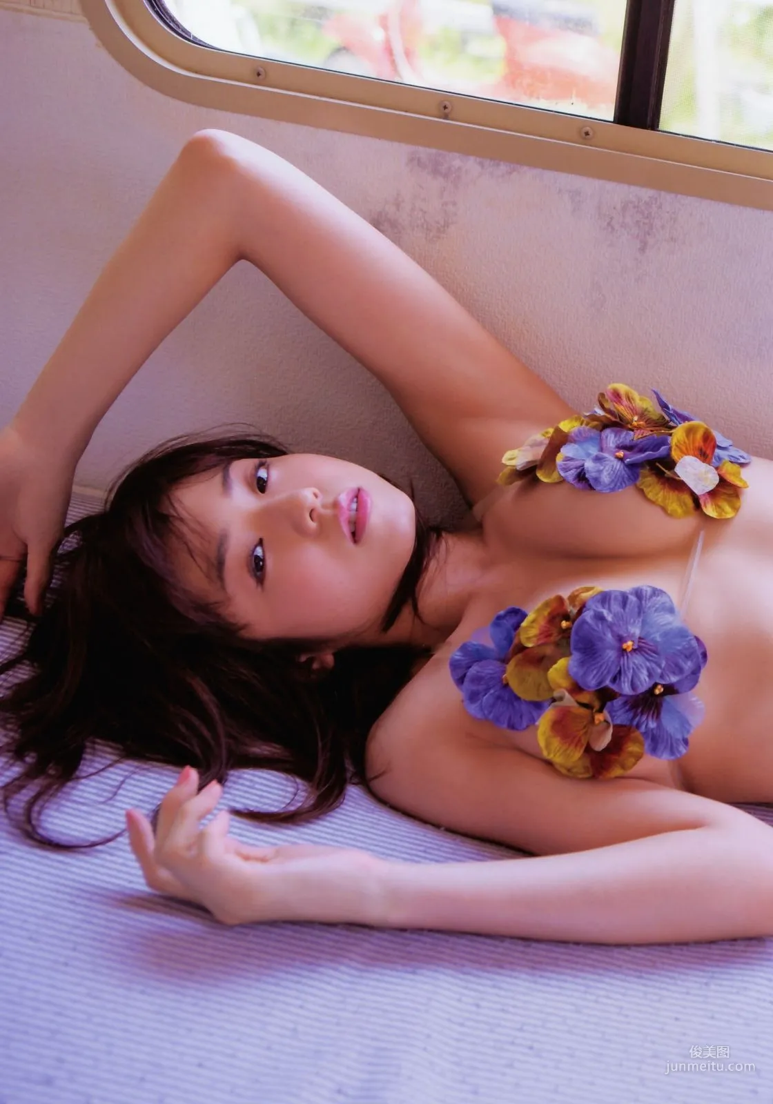 Shizuka Nakamura 中村靜香《KISS》 [PB] 寫真集 24