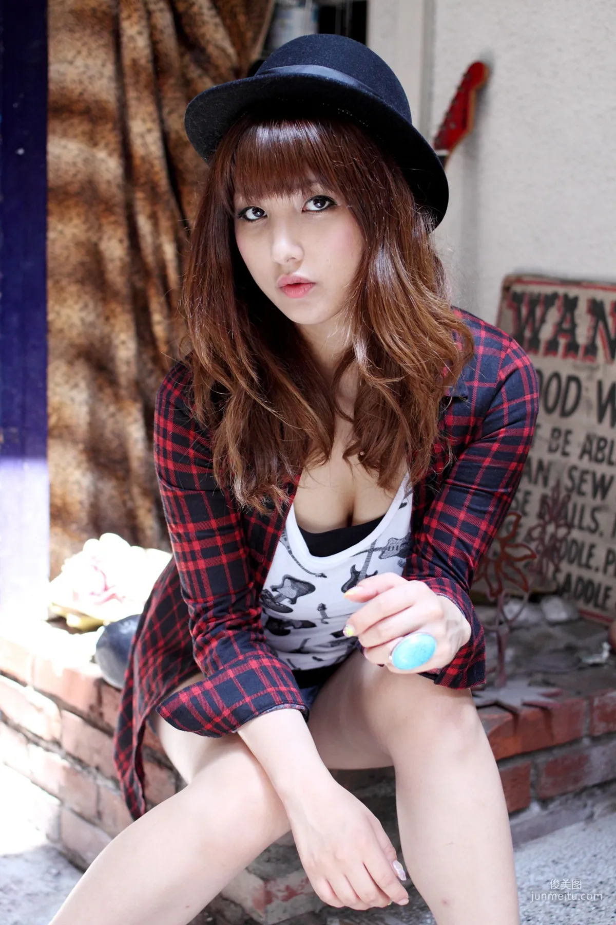 [Watch] Photogenic Weekend 渡辺萬美 Bambi Watanabe 寫真集 12