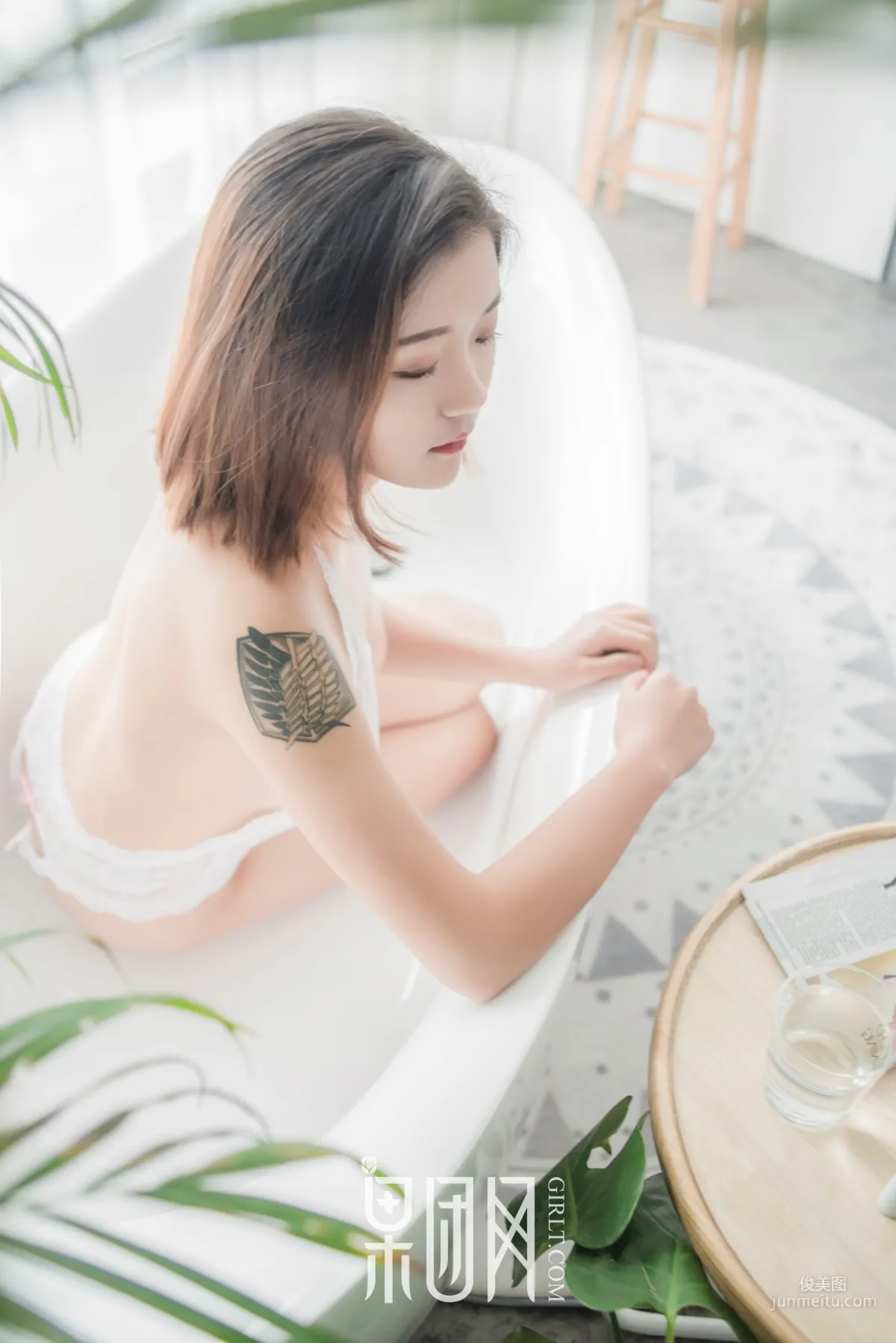 《驕傲的芭比女神墜落凡間！》 [果團Girlt] No.120 寫真集 4