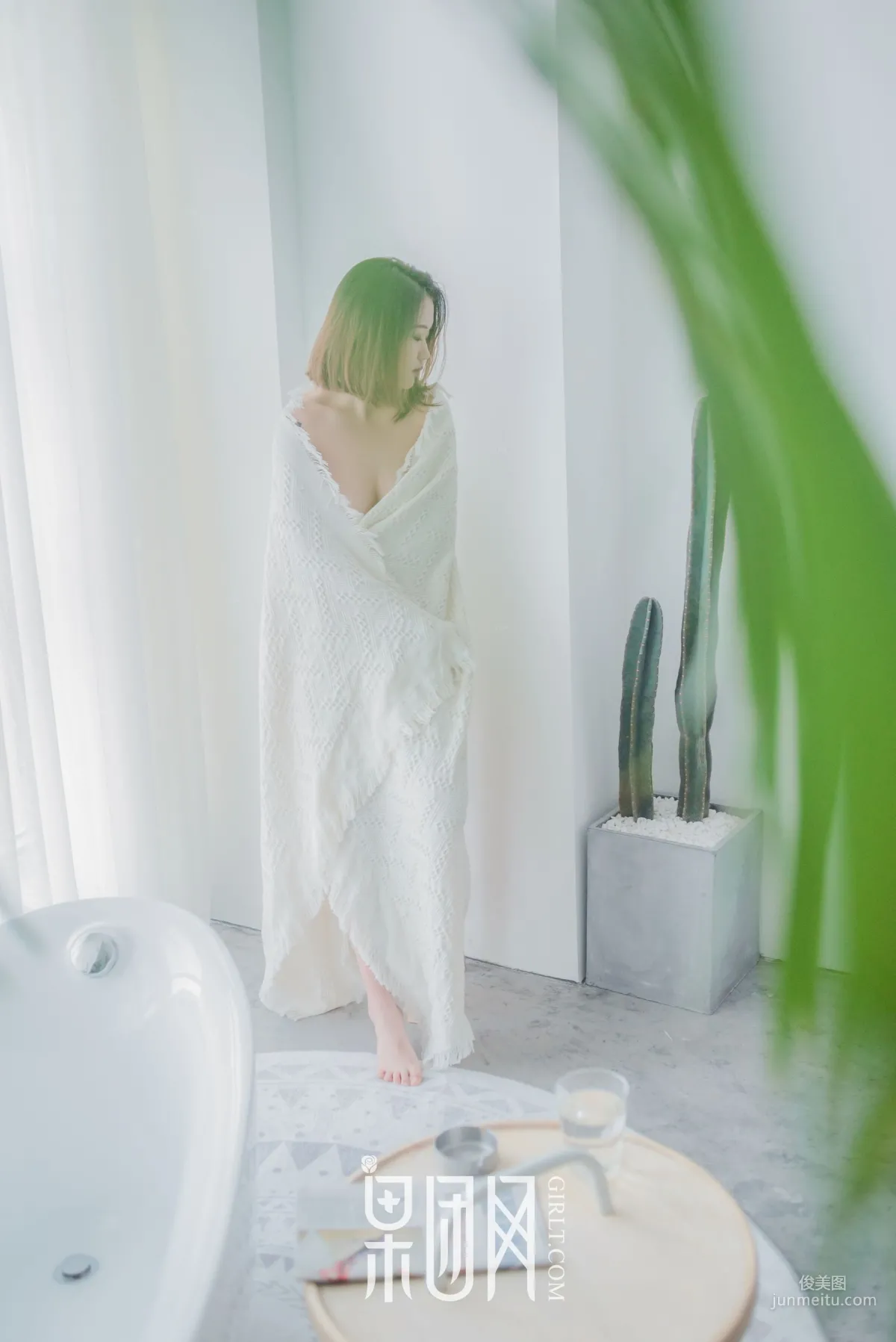 《驕傲的芭比女神墜落凡間！》 [果團Girlt] No.120 寫真集 25
