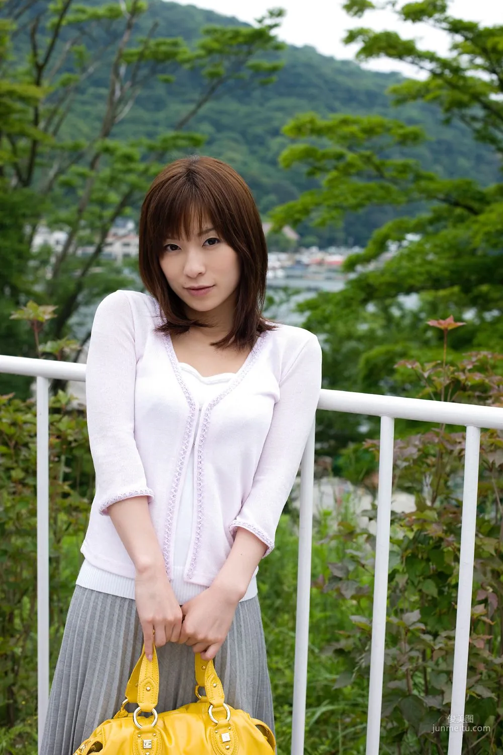 [X-City] WEB No.089 かすみ果穂《不倫の果実3》 写真集1
