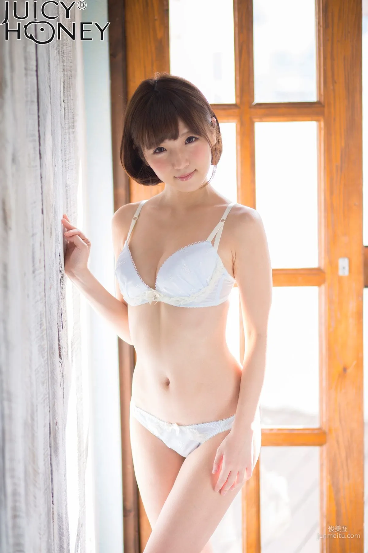 [Juicy Honey] トレカ連動寫真集 佐倉絆《THE.DELUXE.2017》 寫真集 28