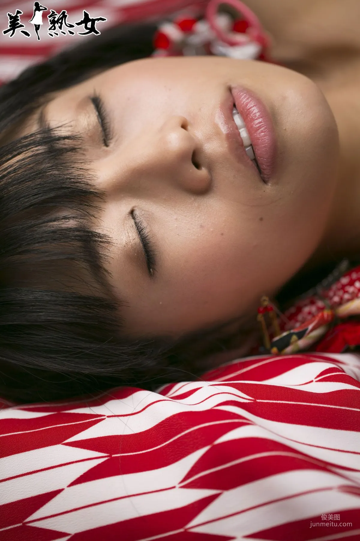 [X-City] [JUKUJO]人気熟女 jkj028 範田紗々/春山ちえり 寫真集 11