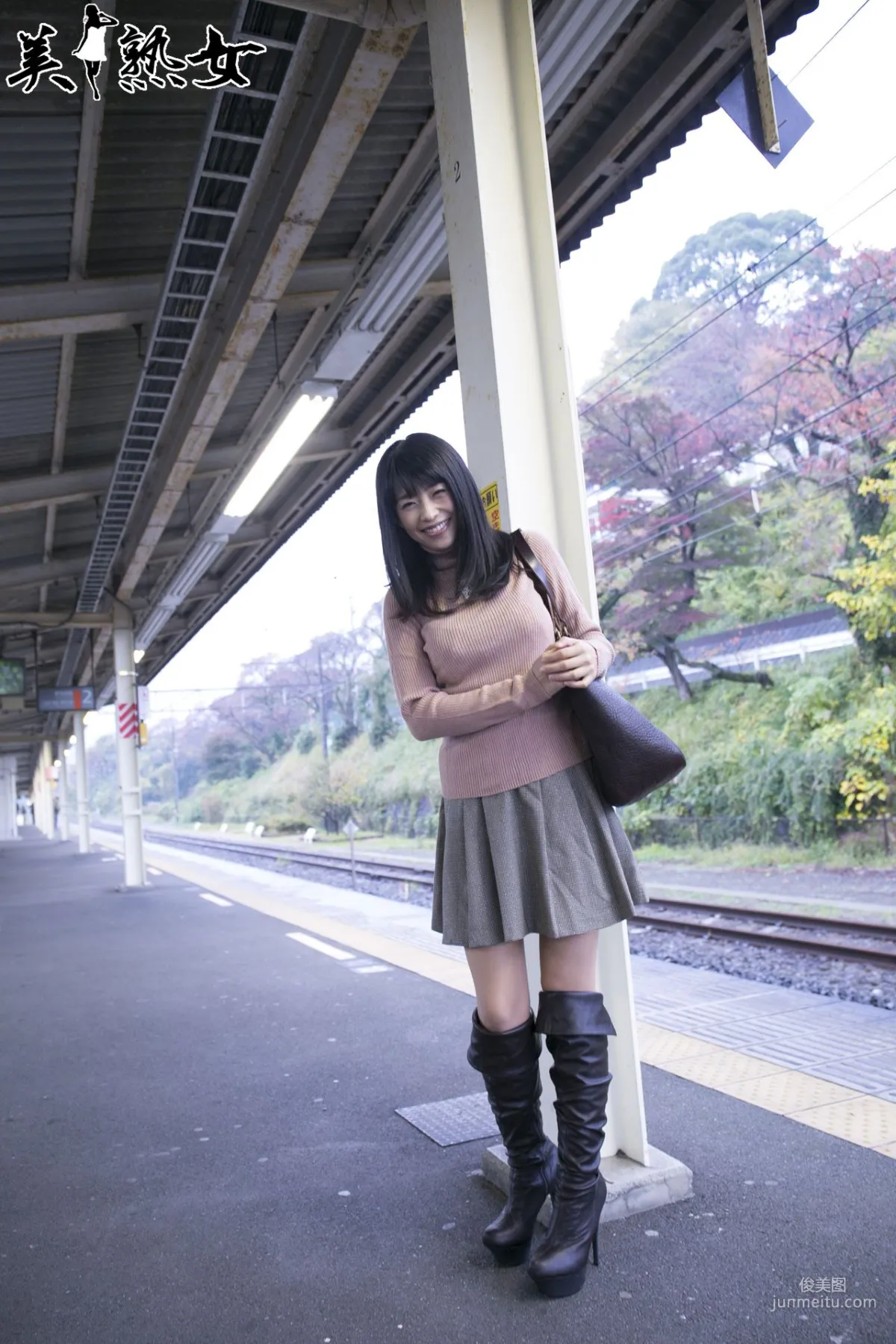 [X-City] [JUKUJO]人気熟女 jkj028 範田紗々/春山ちえり 寫真集 24