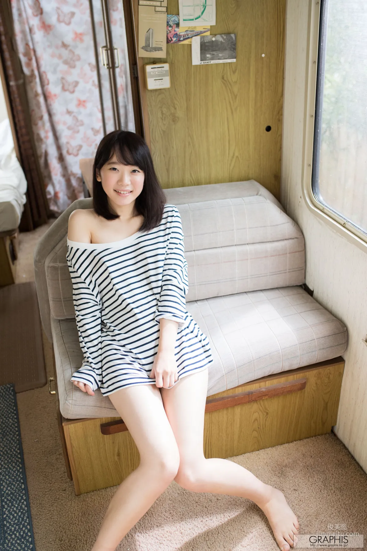 Yura Kano 架乃ゆら [Graphis] First Gravure 初脫ぎ娘 寫真集 25