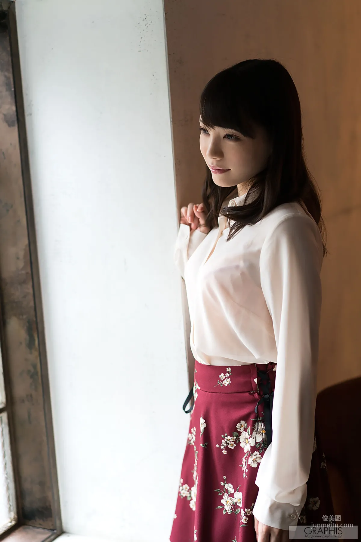 鈴村あいり/鈴村愛裡《Sexually Attractive》 [Graphis] Gals 寫真集 1