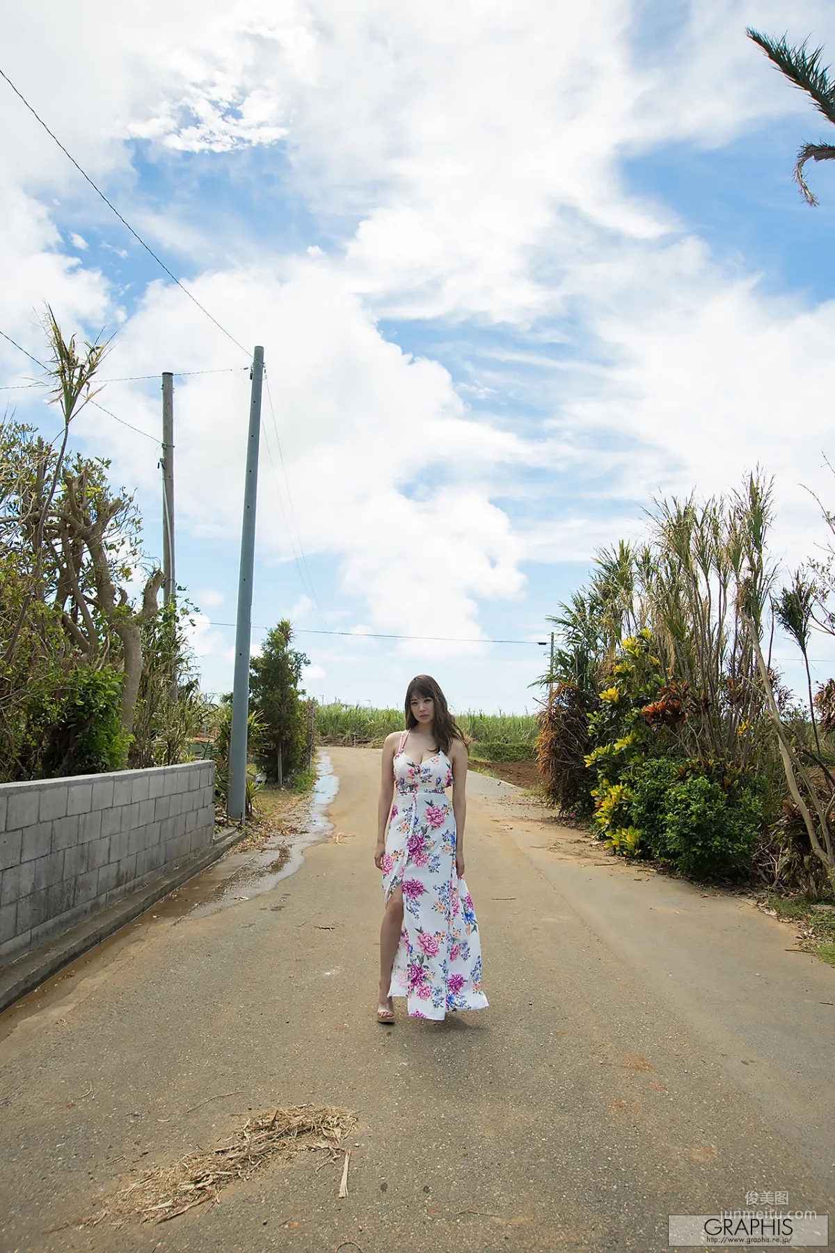 RION/宇都宮しをん《Carry On》 [Graphis] Gals 写真集3