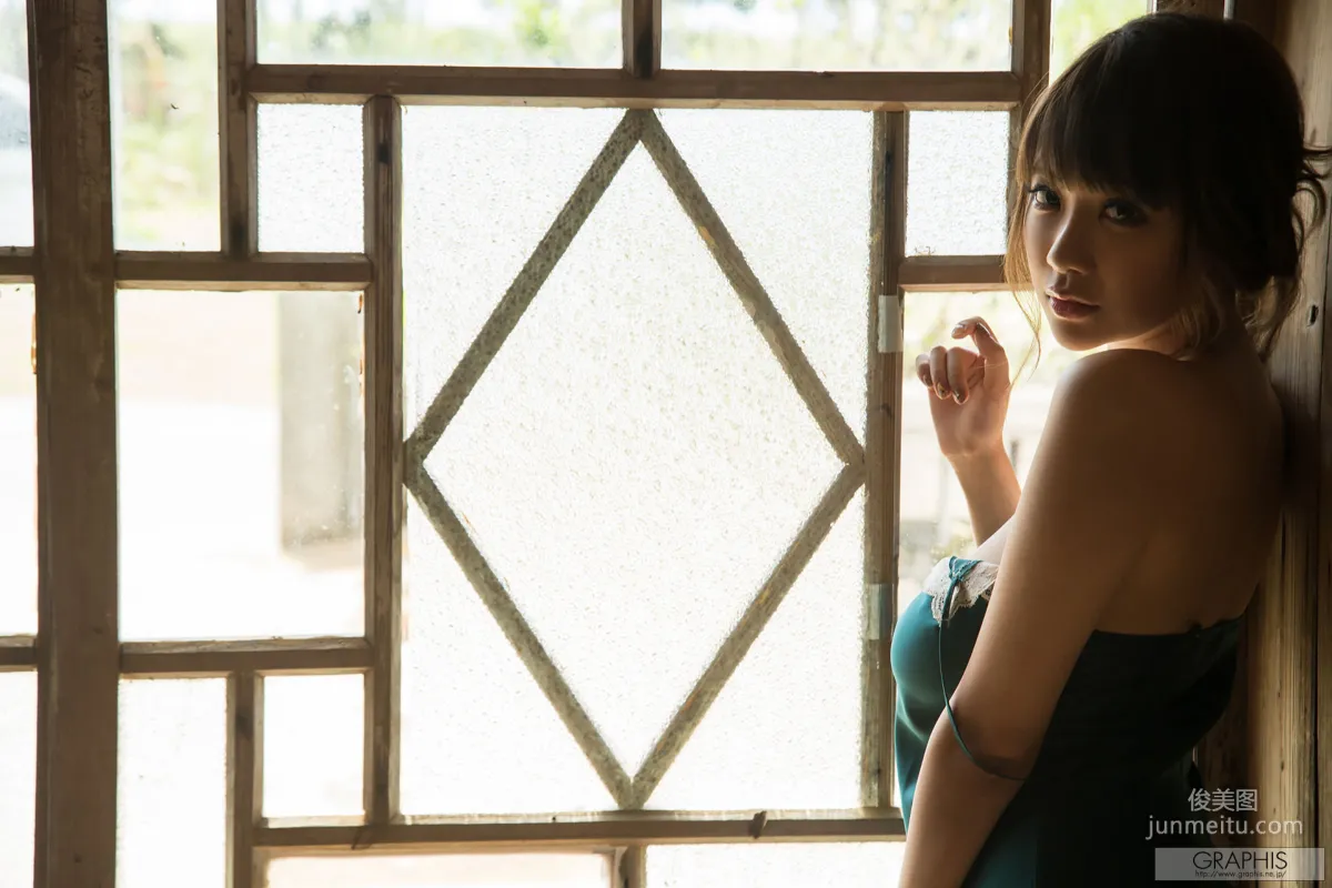 RION/宇都宮しをん《Carry On》 [Graphis] Gals 寫真集 10