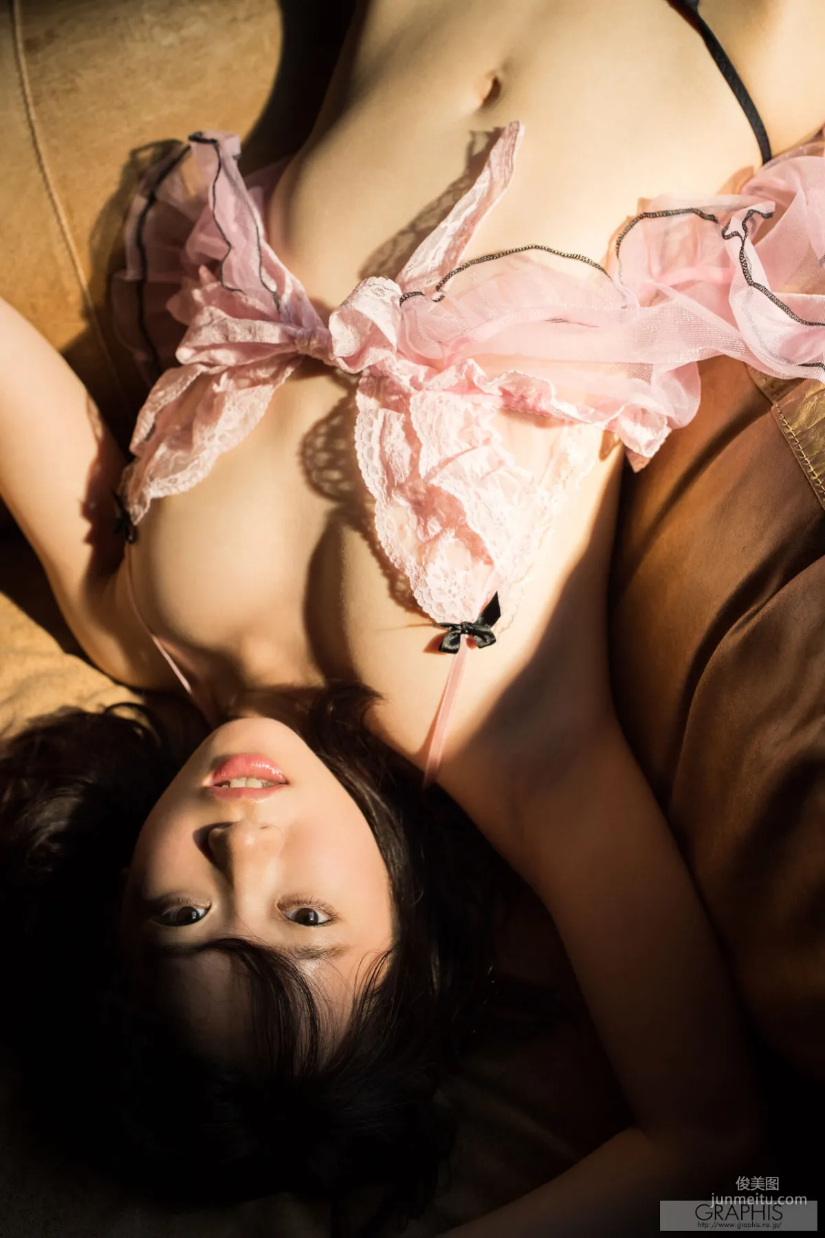 Yura Kano 架乃ゆら [Graphis] First Gravure 初脫ぎ娘 寫真集 53