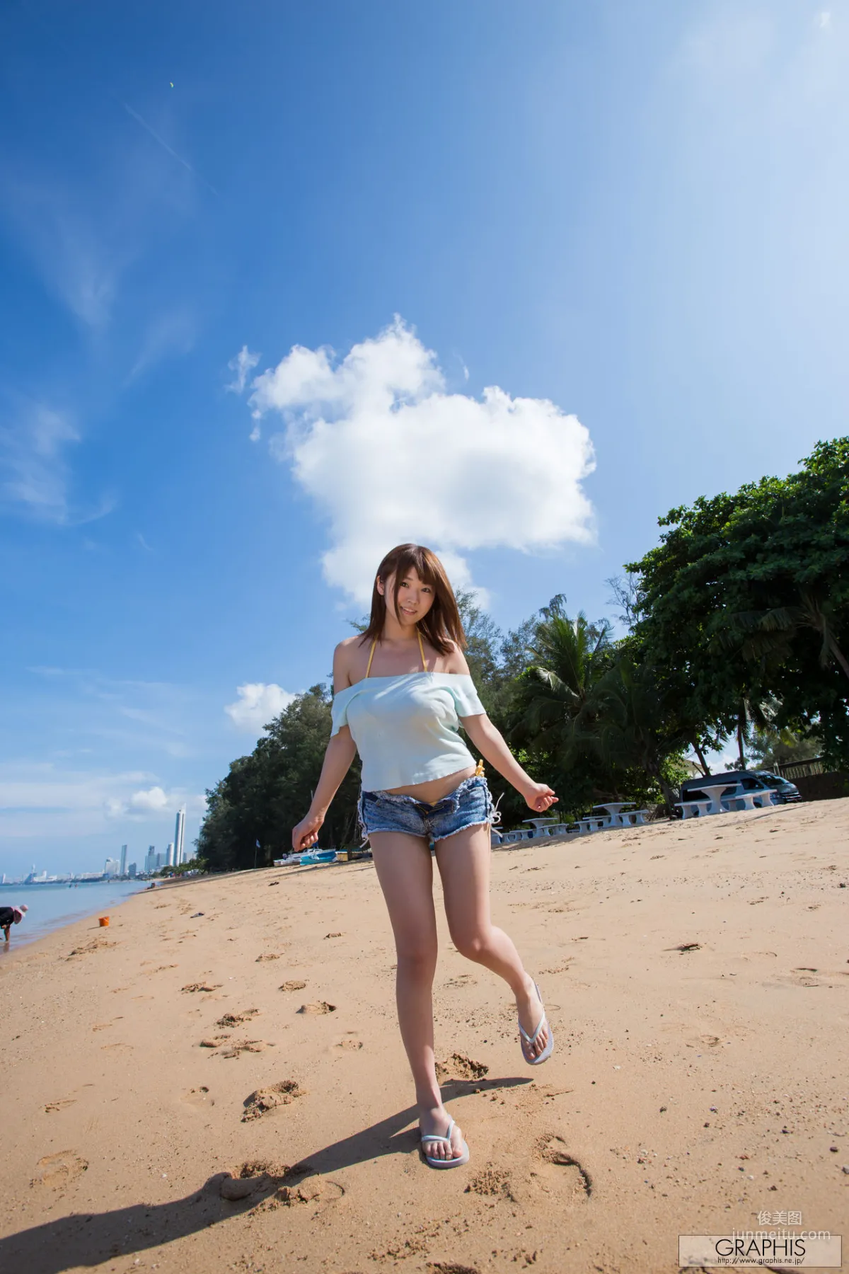 松本菜奈実《GRAVURE GIRL!》 [Graphis] Gals 寫真集 1