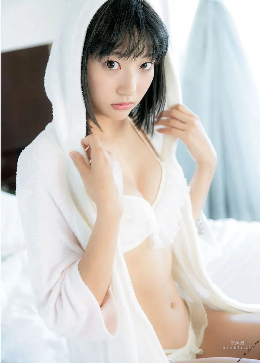 武田玲奈 2nd 「rena」 [PhotoBook] 写真集27
