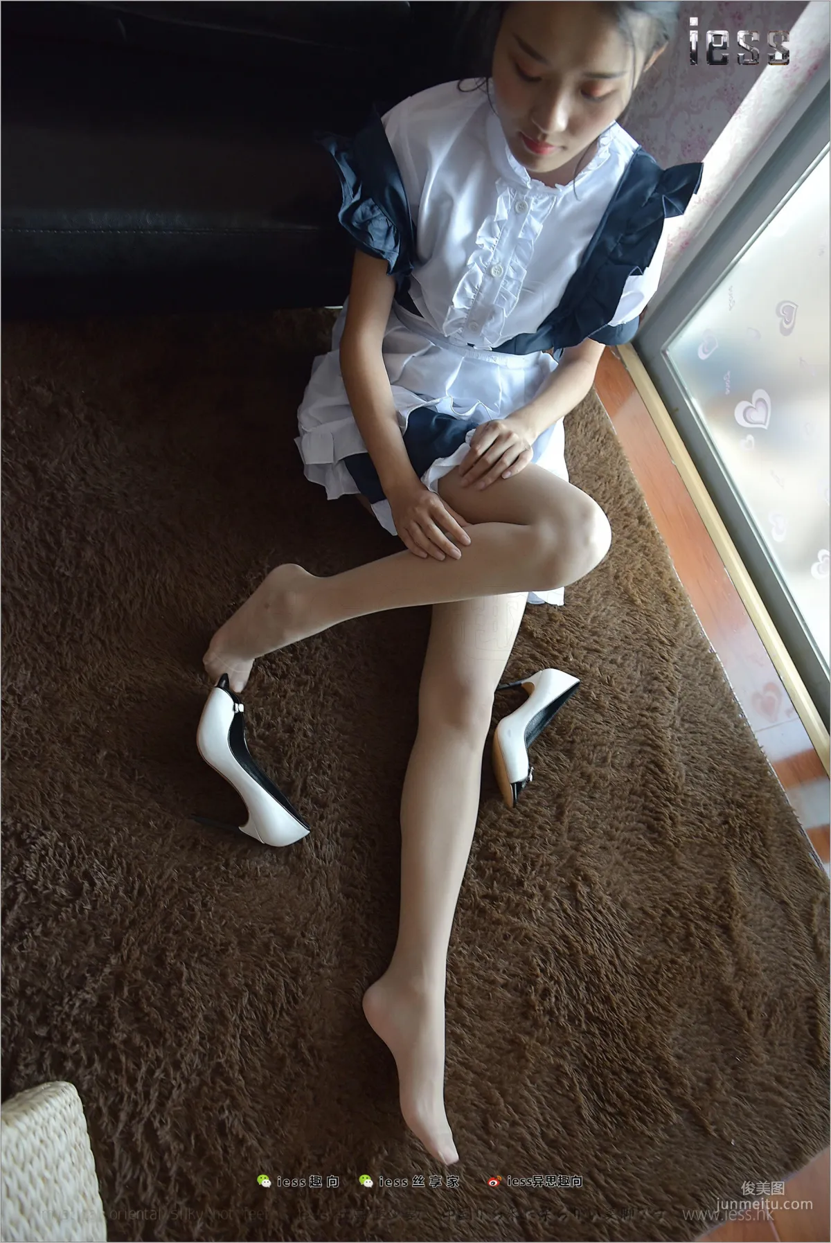宛平《舅舅家的女仆2》[異思趣向IESS] 絲足便當203 寫真集 24