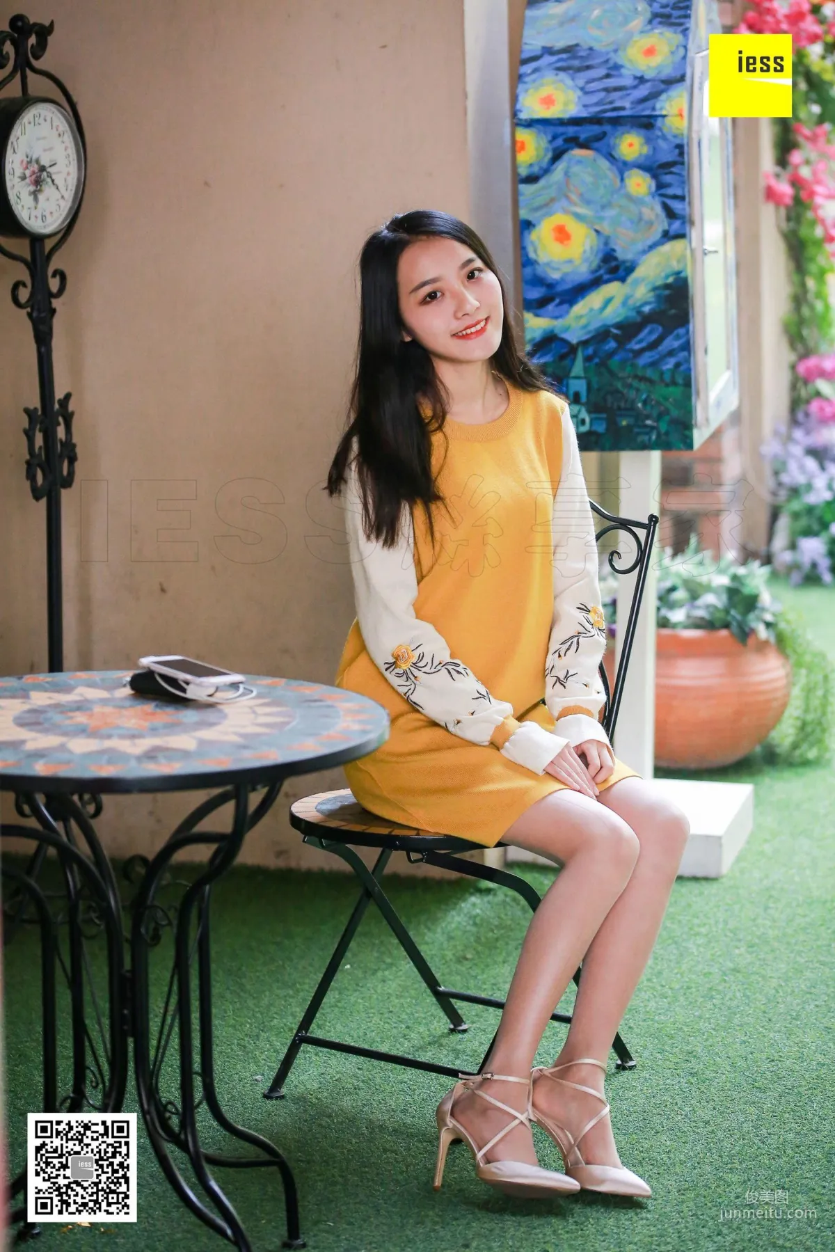 婉萍《婉萍街拍肉丝》[异思趣向IESS] 丝享家173 写真集2