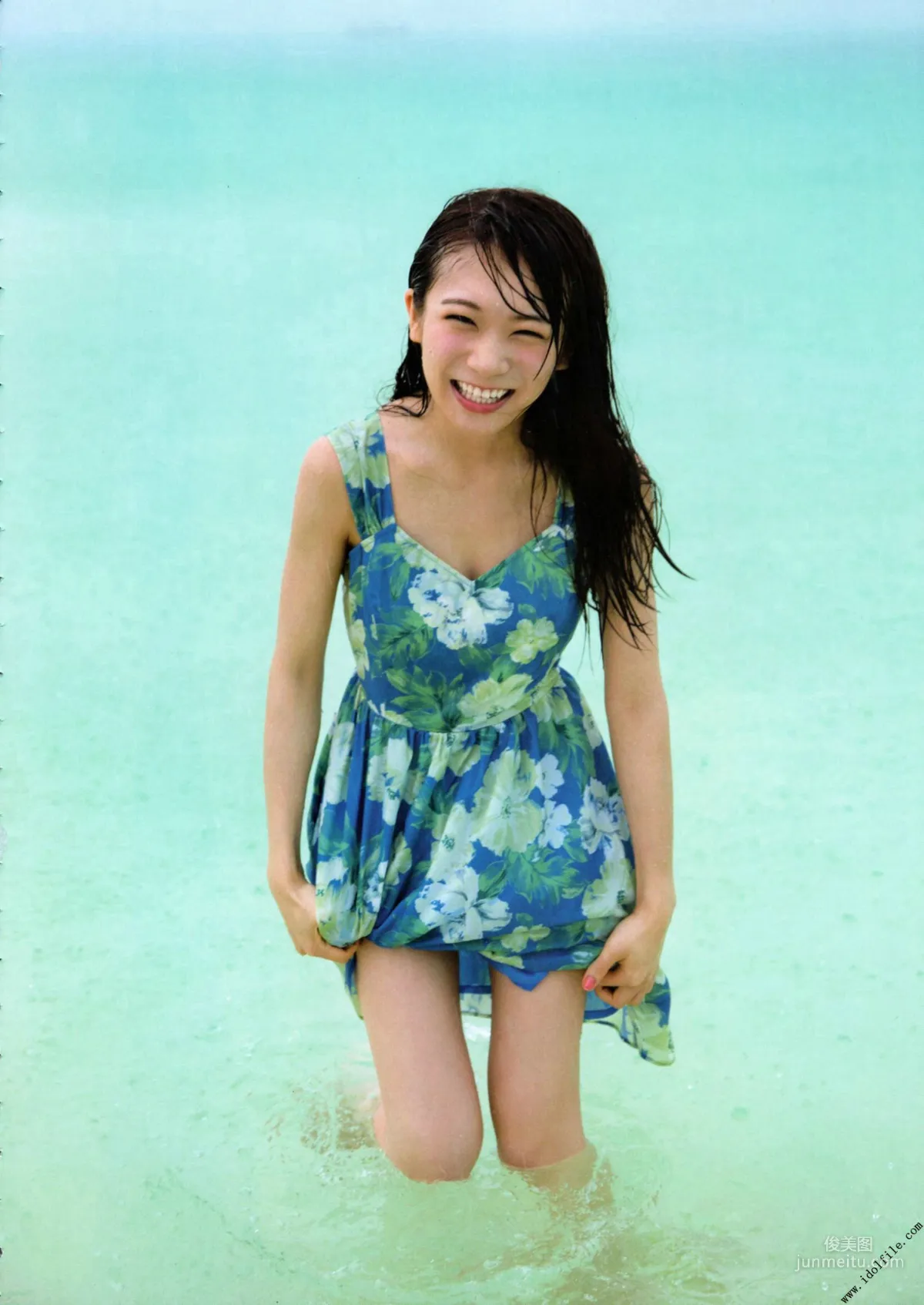 秋元真夏 1st《真夏の気圧配置》 [PhotoBook] 寫真集 26