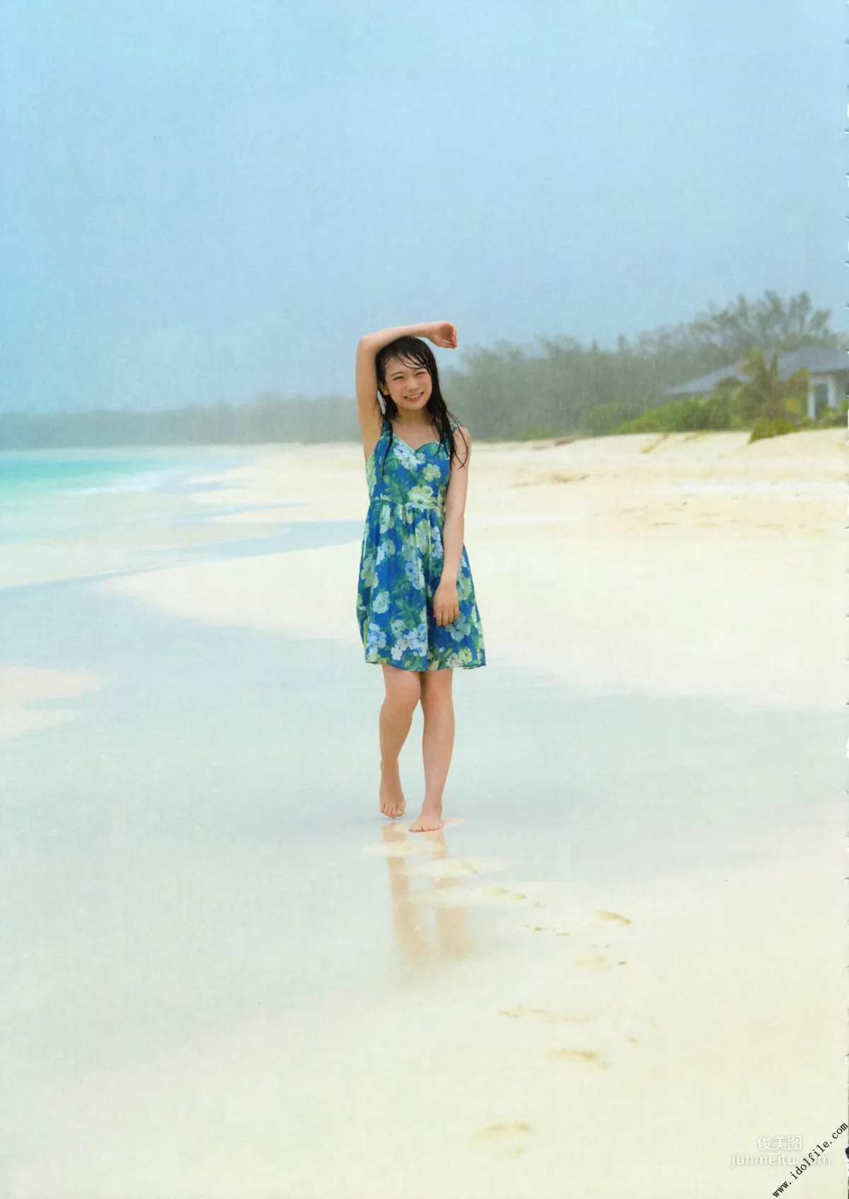 秋元真夏 1st《真夏の気圧配置》 [PhotoBook] 寫真集 31